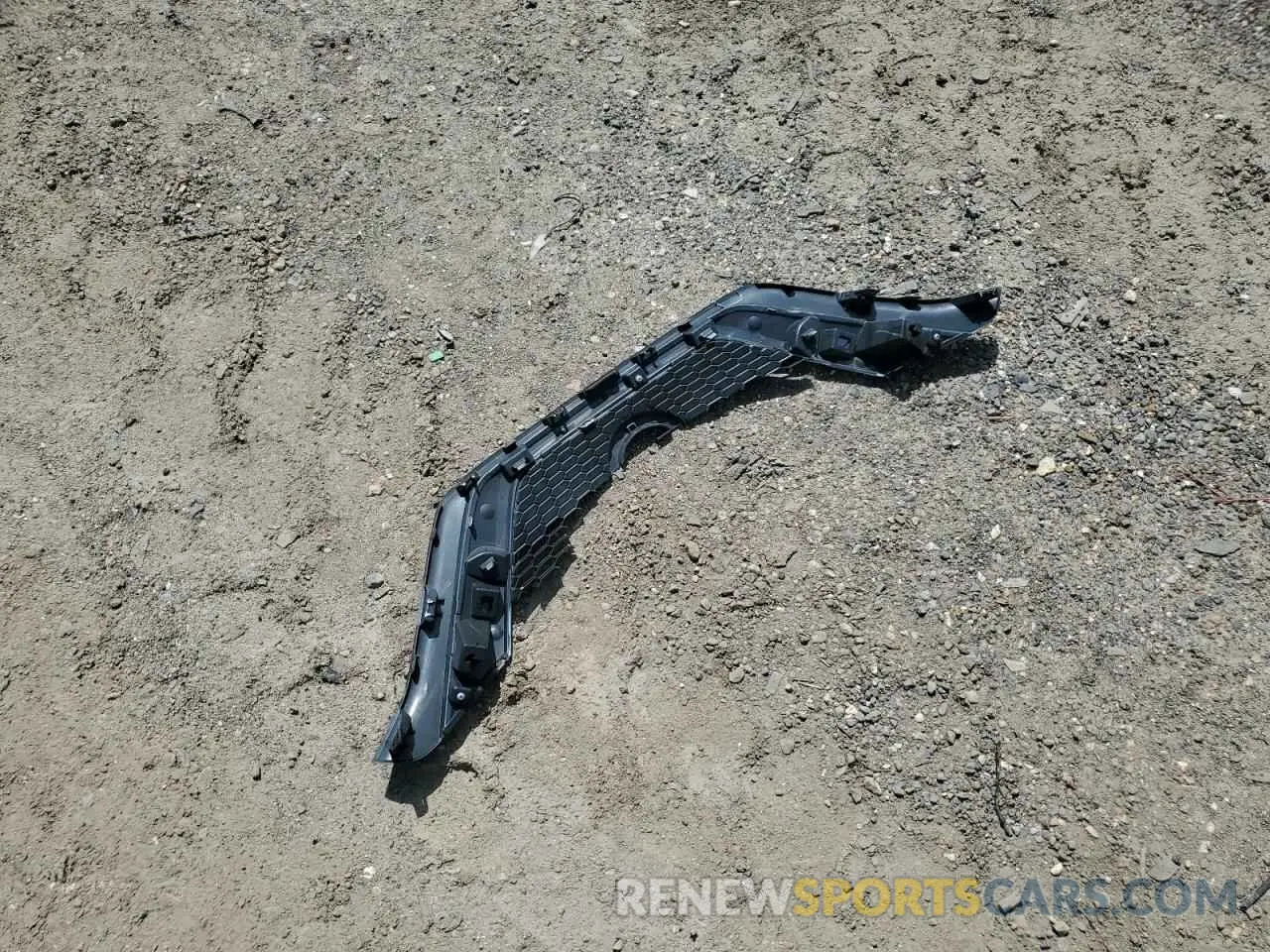 14 Photograph of a damaged car 3N1CE2CP0KL366164 NISSAN VERSA 2019