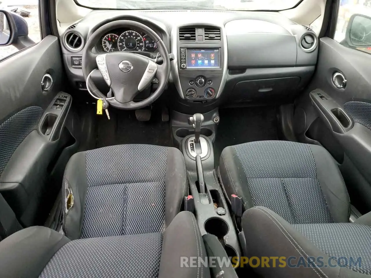 8 Photograph of a damaged car 3N1CE2CP4KL362005 NISSAN VERSA 2019
