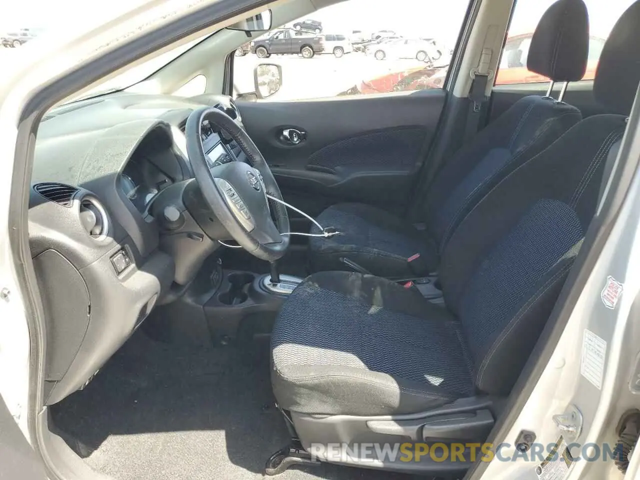 7 Photograph of a damaged car 3N1CE2CP5KL357640 NISSAN VERSA 2019