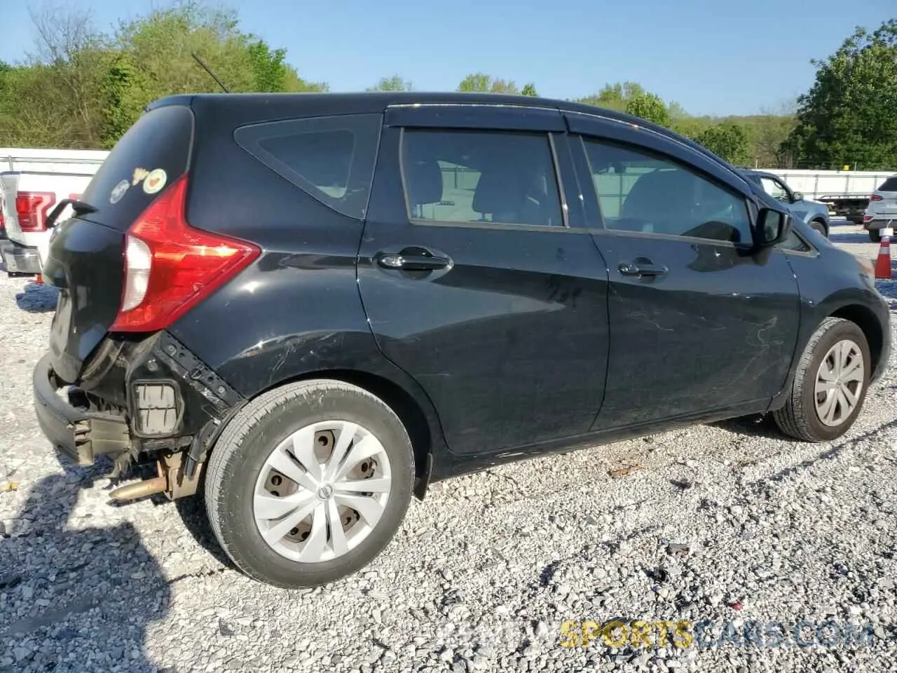 3 Photograph of a damaged car 3N1CE2CP9KL359925 NISSAN VERSA 2019