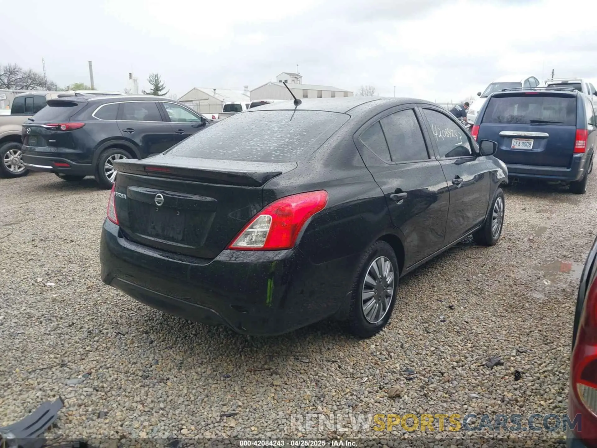 4 Photograph of a damaged car 3N1CN7AP0KL814418 NISSAN VERSA 2019