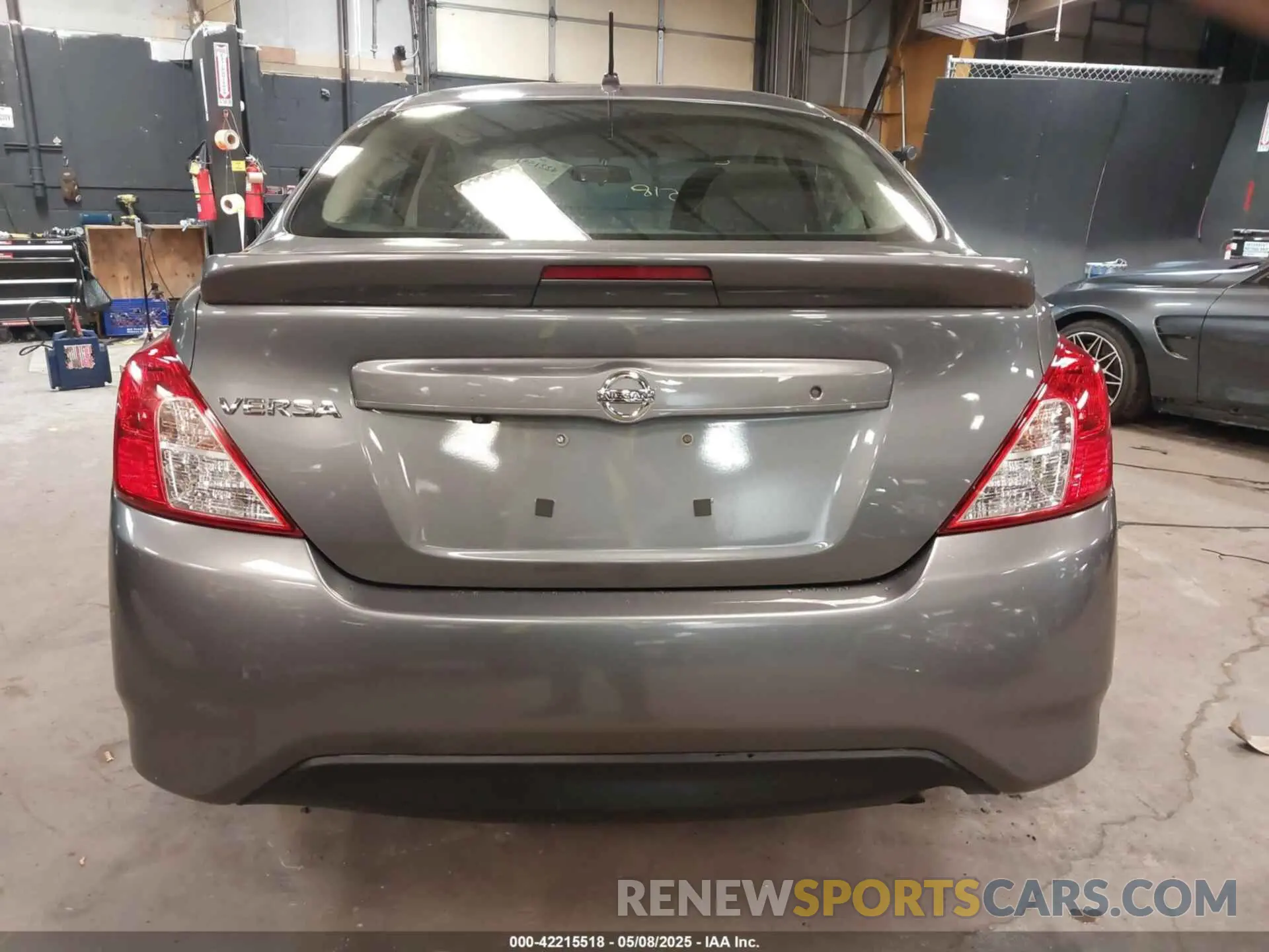 17 Photograph of a damaged car 3N1CN7AP0KL844180 NISSAN VERSA 2019