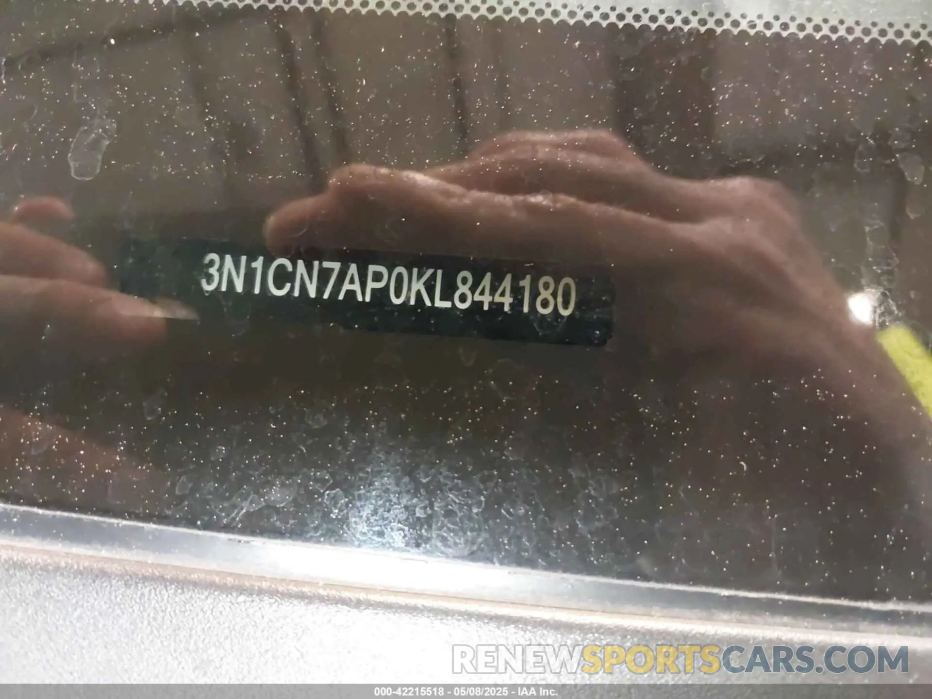 18 Photograph of a damaged car 3N1CN7AP0KL844180 NISSAN VERSA 2019