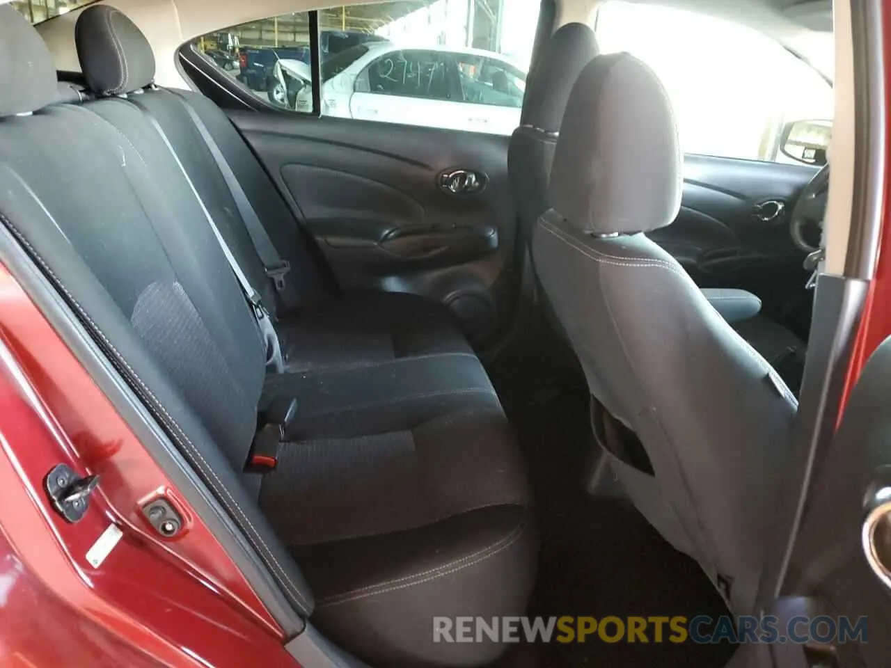 10 Photograph of a damaged car 3N1CN7AP0KL846138 NISSAN VERSA 2019