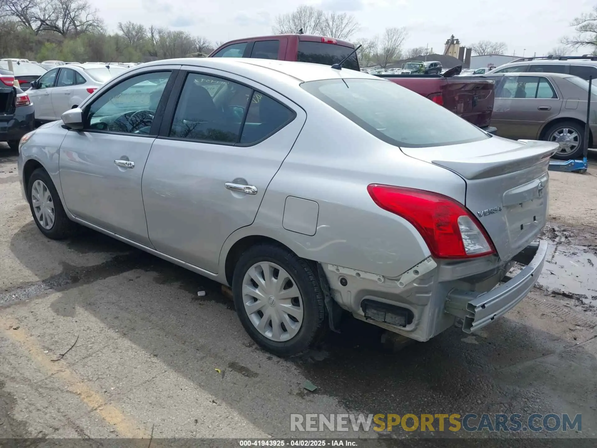 3 Photograph of a damaged car 3N1CN7AP0KL851114 NISSAN VERSA 2019