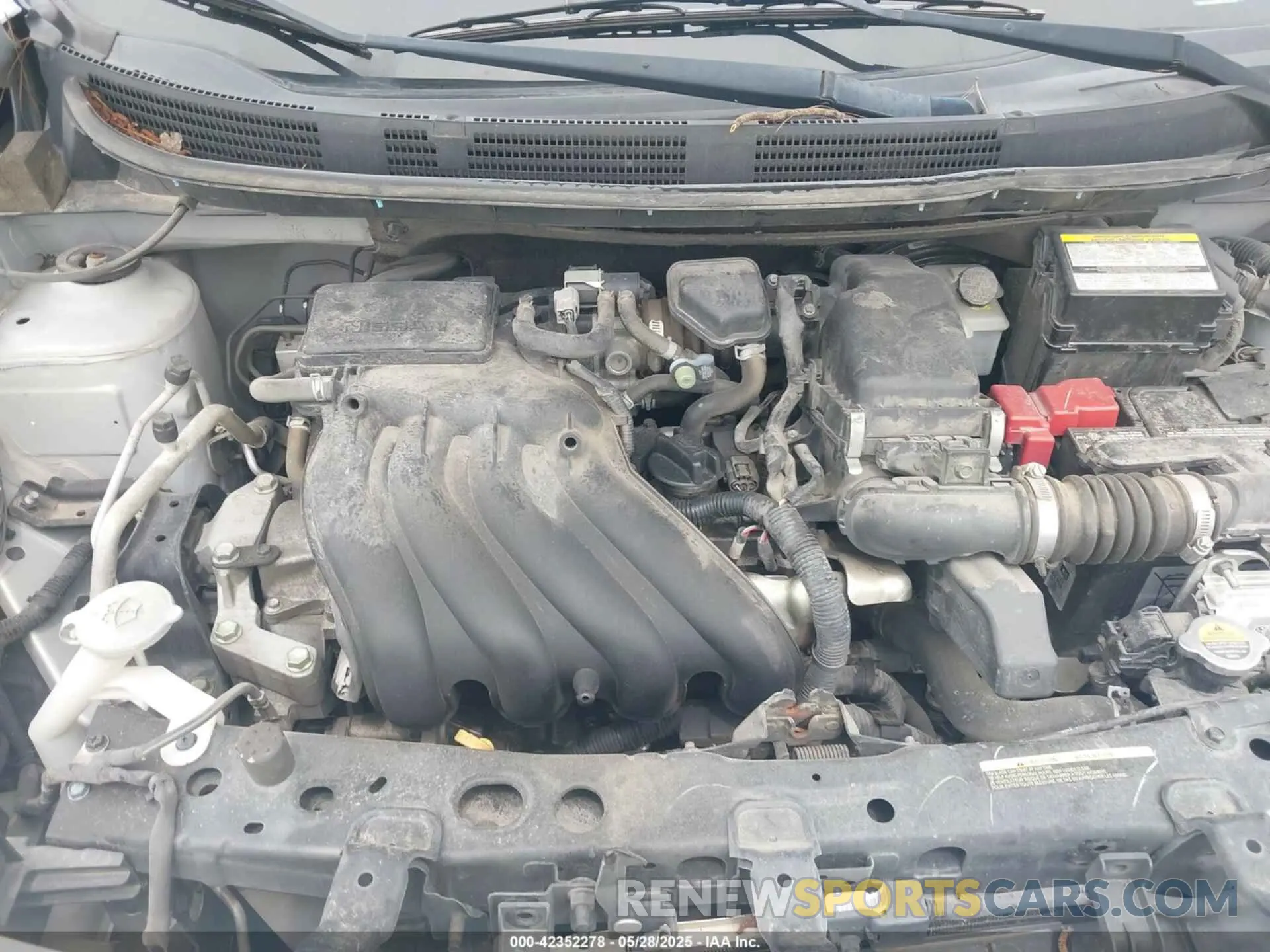 10 Photograph of a damaged car 3N1CN7AP0KL852246 NISSAN VERSA 2019