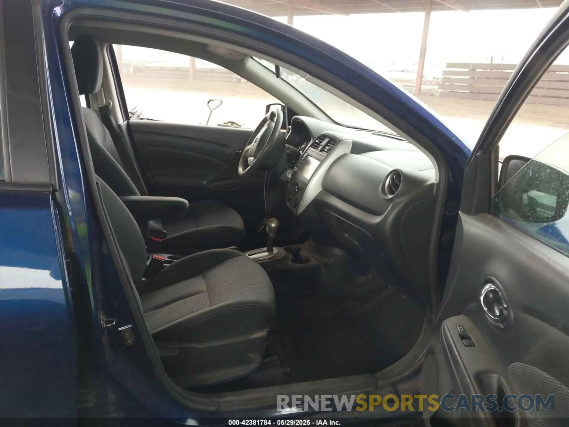 5 Photograph of a damaged car 3N1CN7AP0KL859200 NISSAN VERSA 2019
