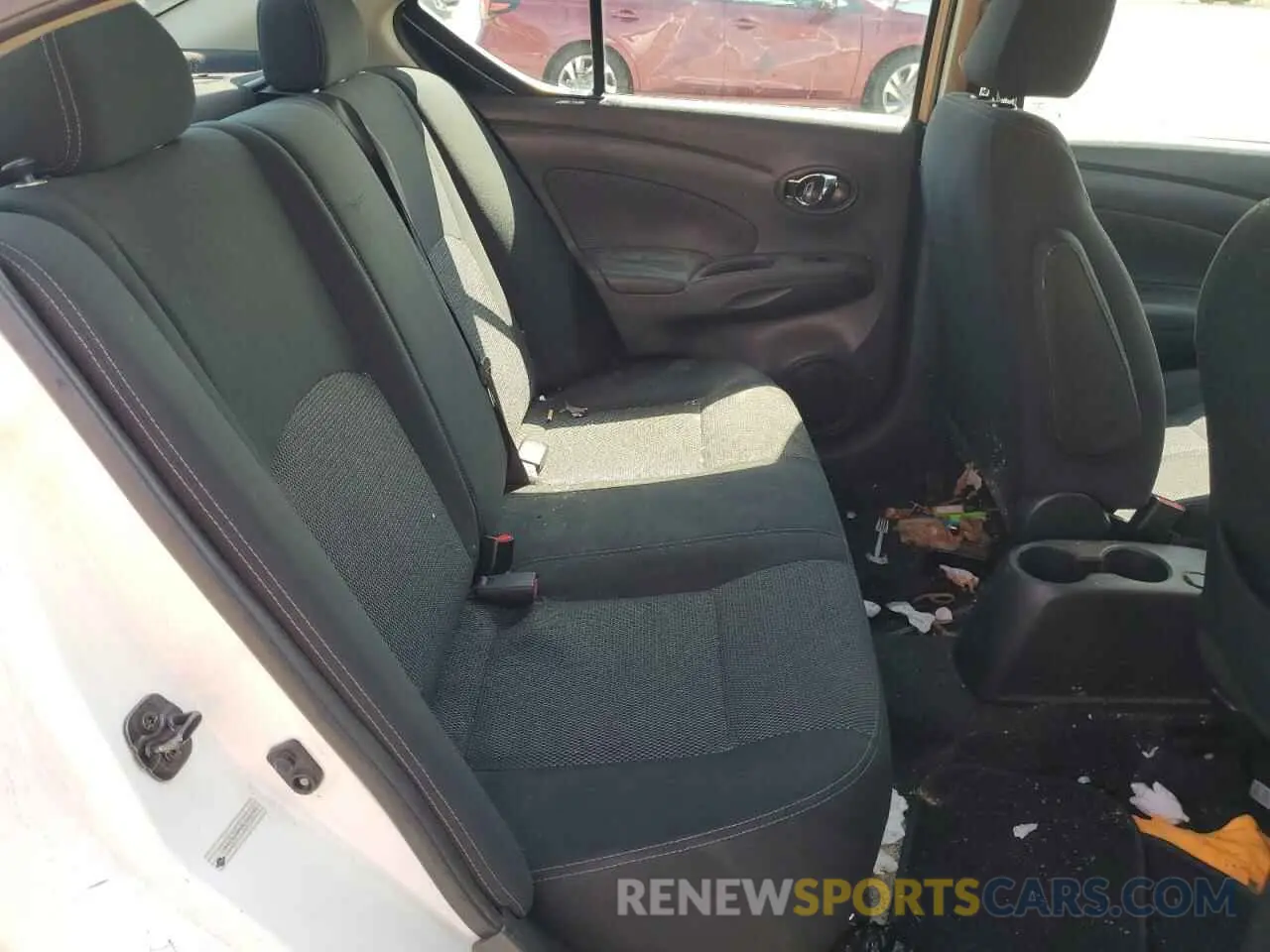 10 Photograph of a damaged car 3N1CN7AP0KL860220 NISSAN VERSA 2019