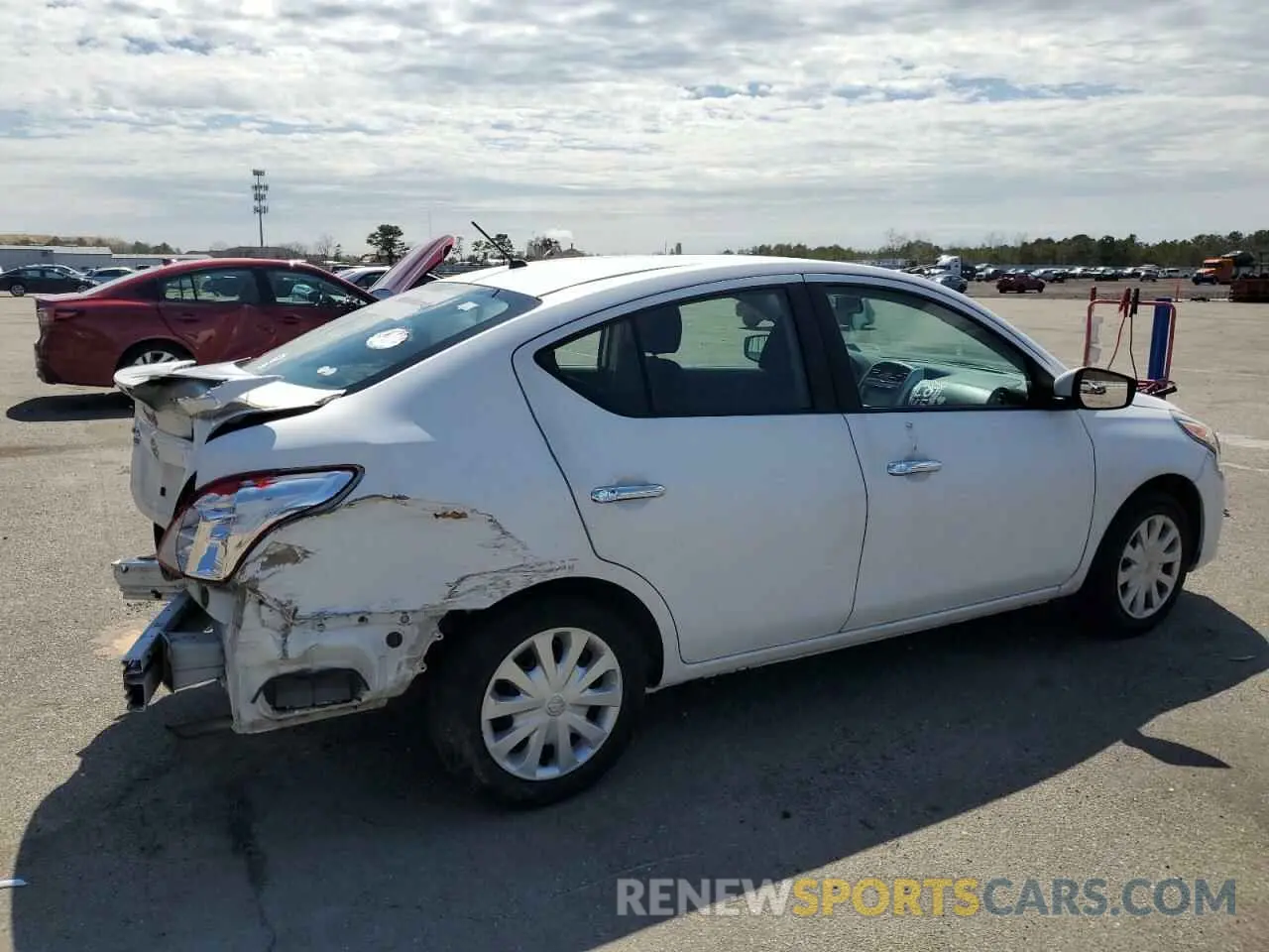 3 Photograph of a damaged car 3N1CN7AP0KL860220 NISSAN VERSA 2019