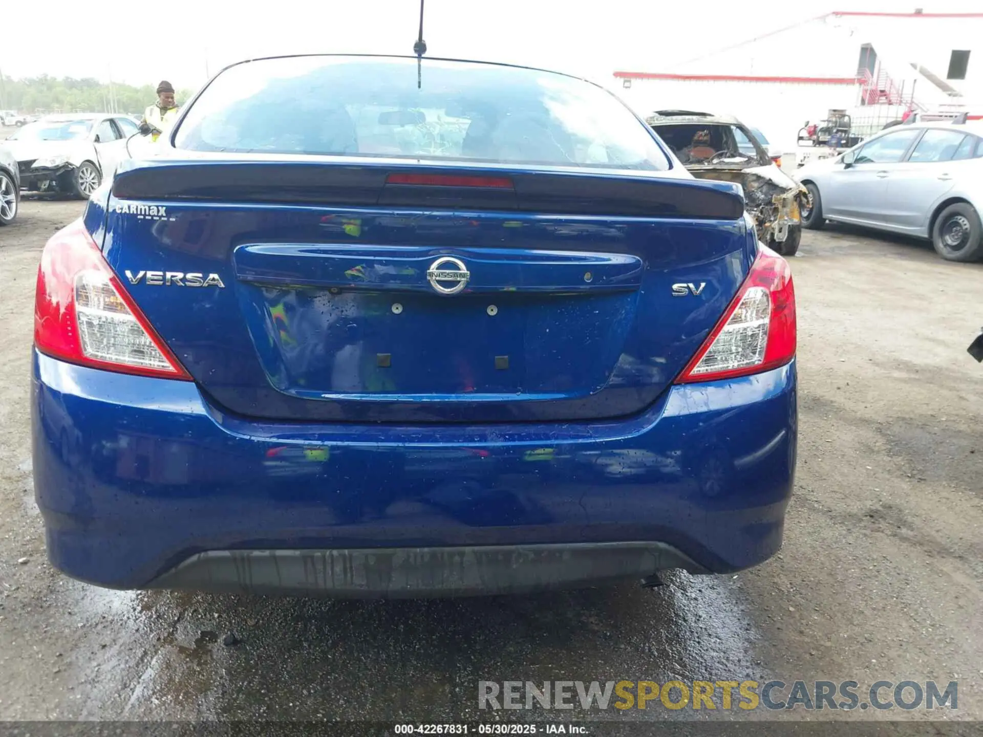17 Photograph of a damaged car 3N1CN7AP0KL867605 NISSAN VERSA 2019