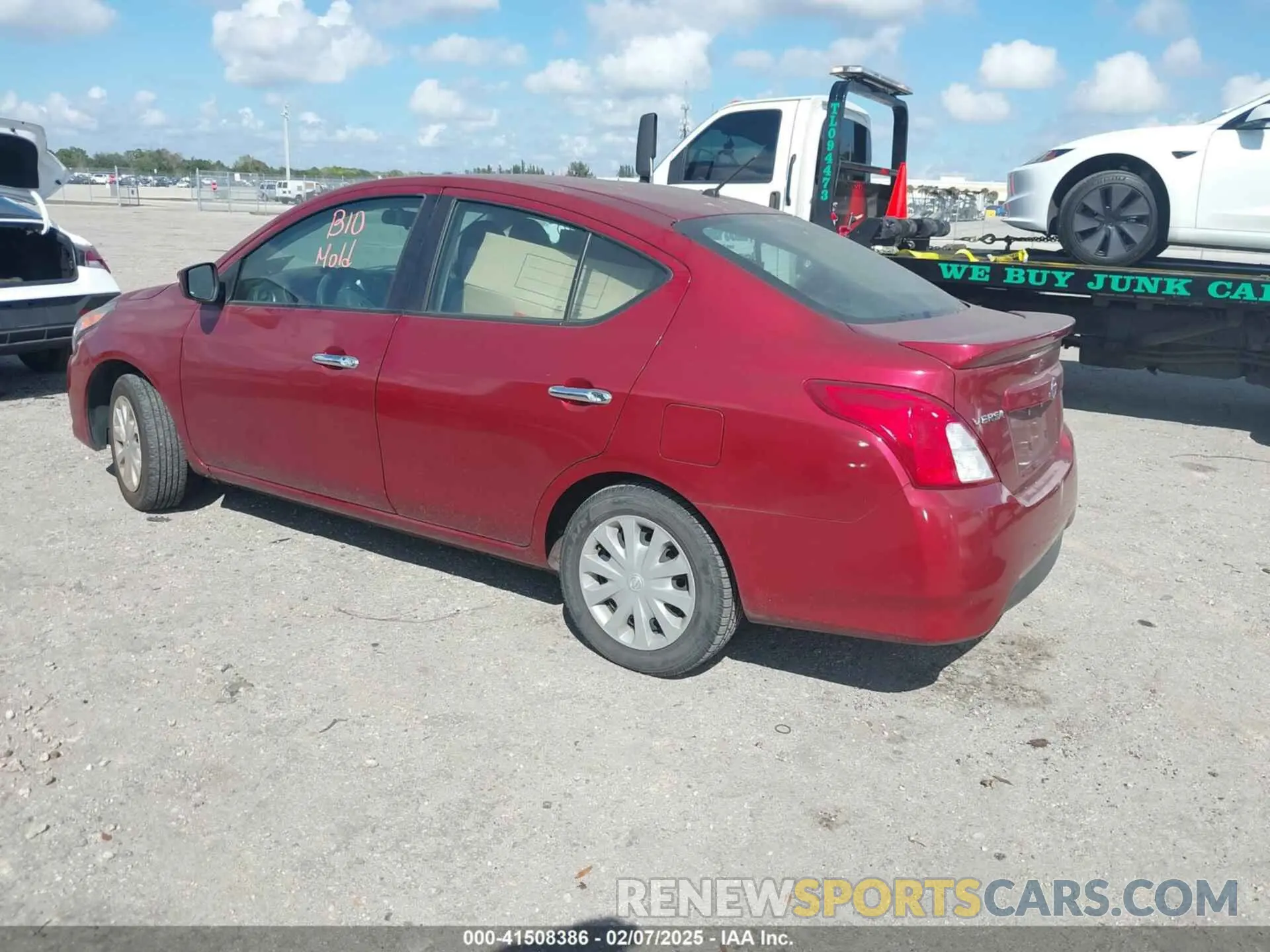 3 Photograph of a damaged car 3N1CN7AP0KL867880 NISSAN VERSA 2019