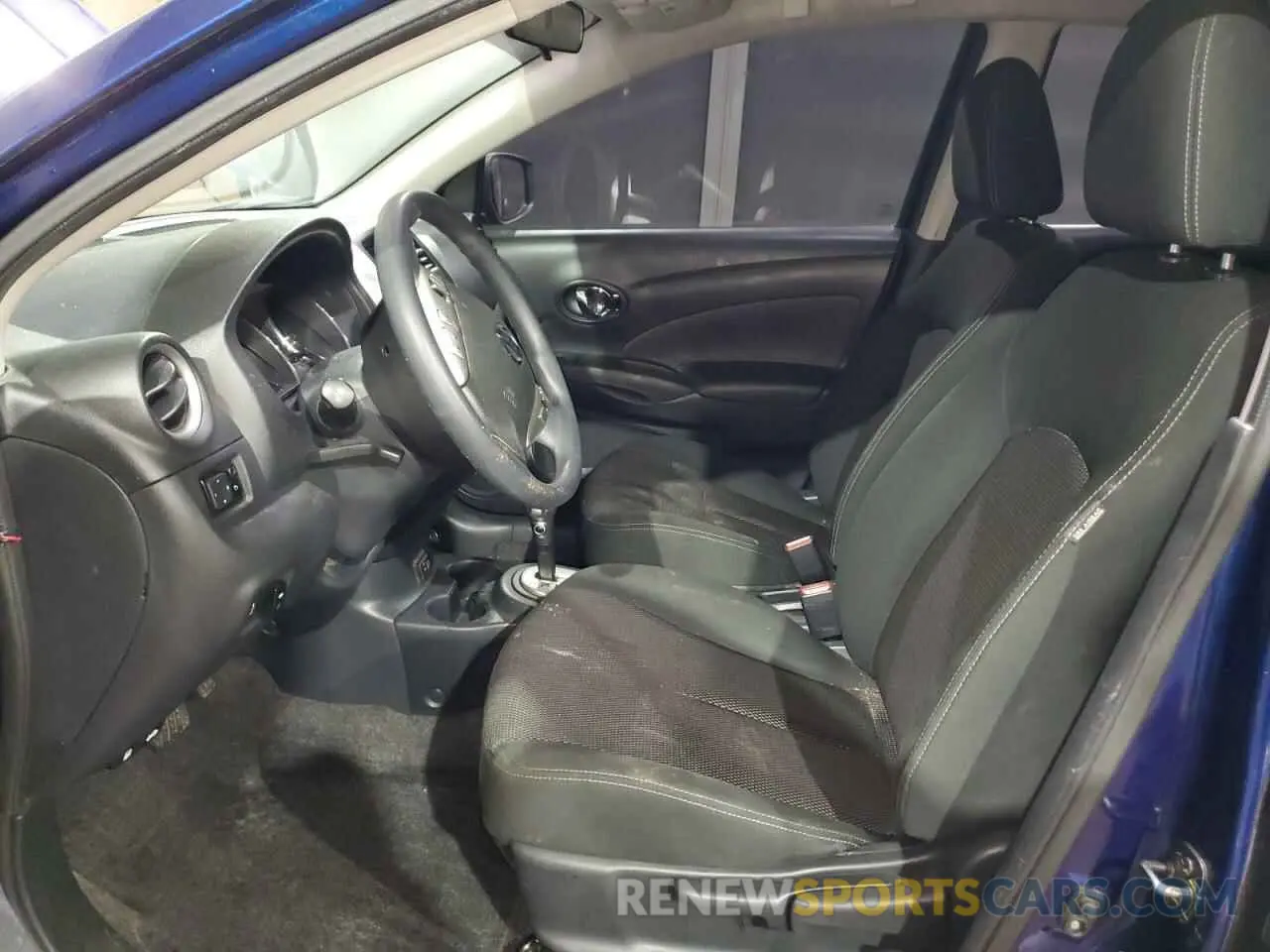 7 Photograph of a damaged car 3N1CN7AP1KL812922 NISSAN VERSA 2019