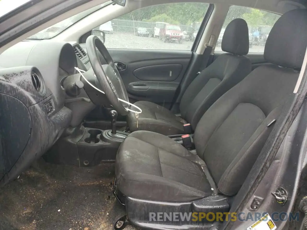 7 Photograph of a damaged car 3N1CN7AP1KL823886 NISSAN VERSA 2019
