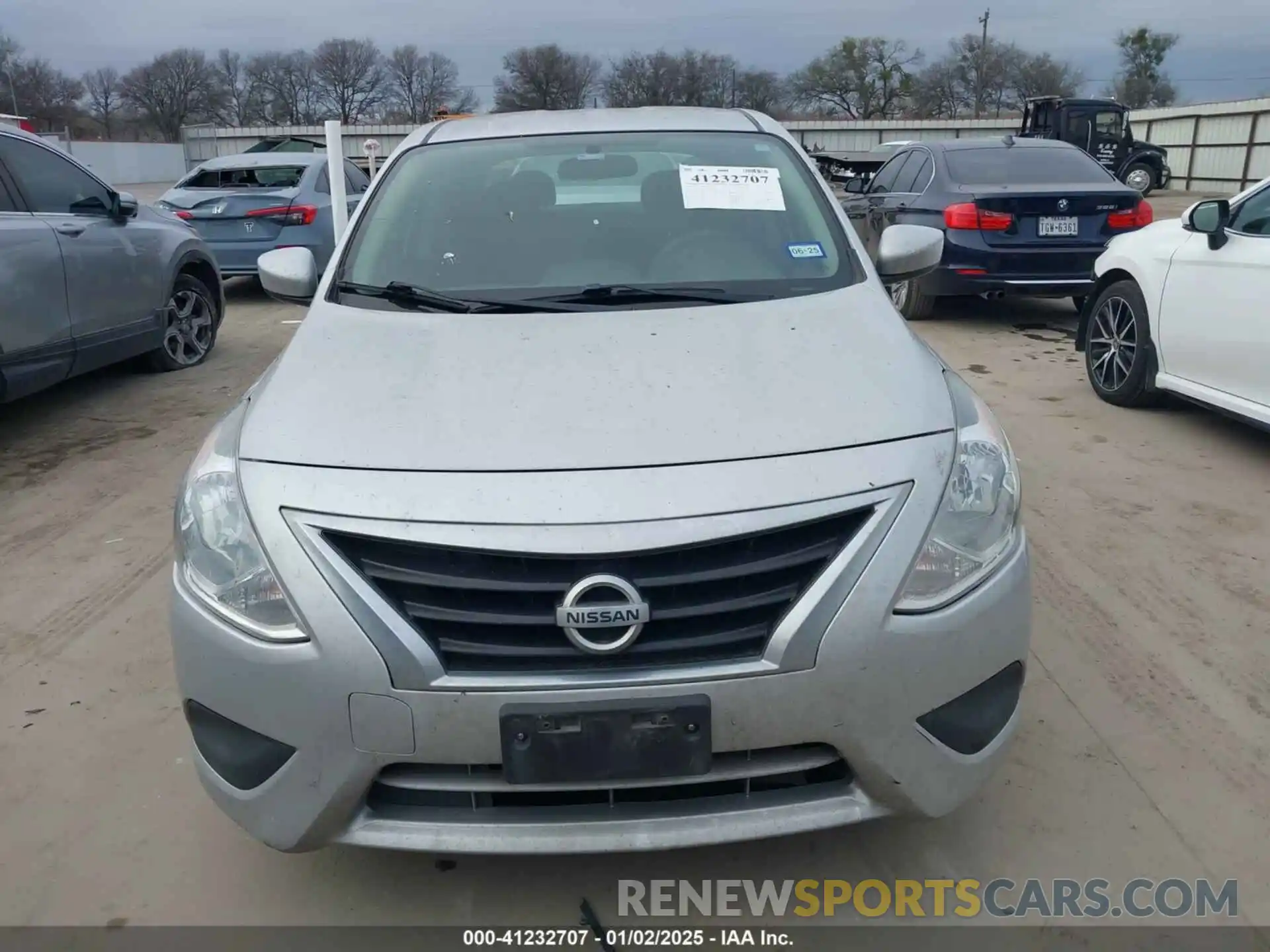 13 Photograph of a damaged car 3N1CN7AP1KL834354 NISSAN VERSA 2019