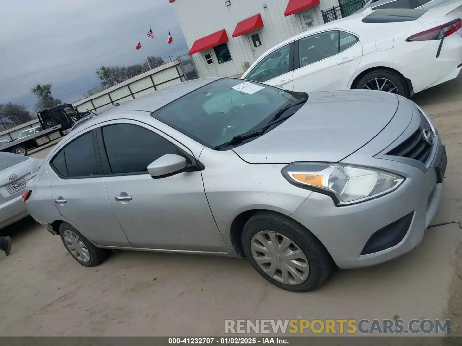 14 Photograph of a damaged car 3N1CN7AP1KL834354 NISSAN VERSA 2019