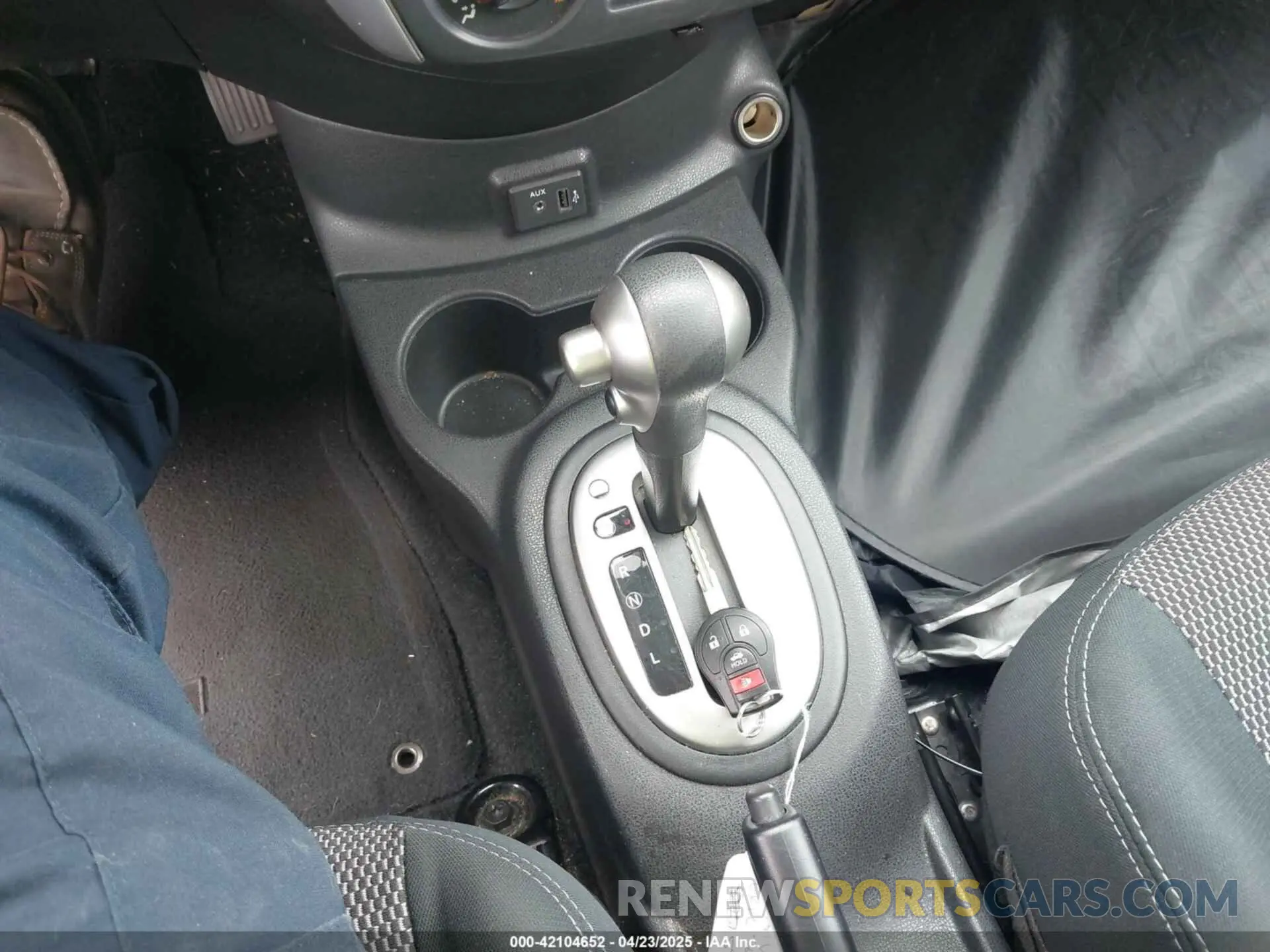 11 Photograph of a damaged car 3N1CN7AP1KL841496 NISSAN VERSA 2019