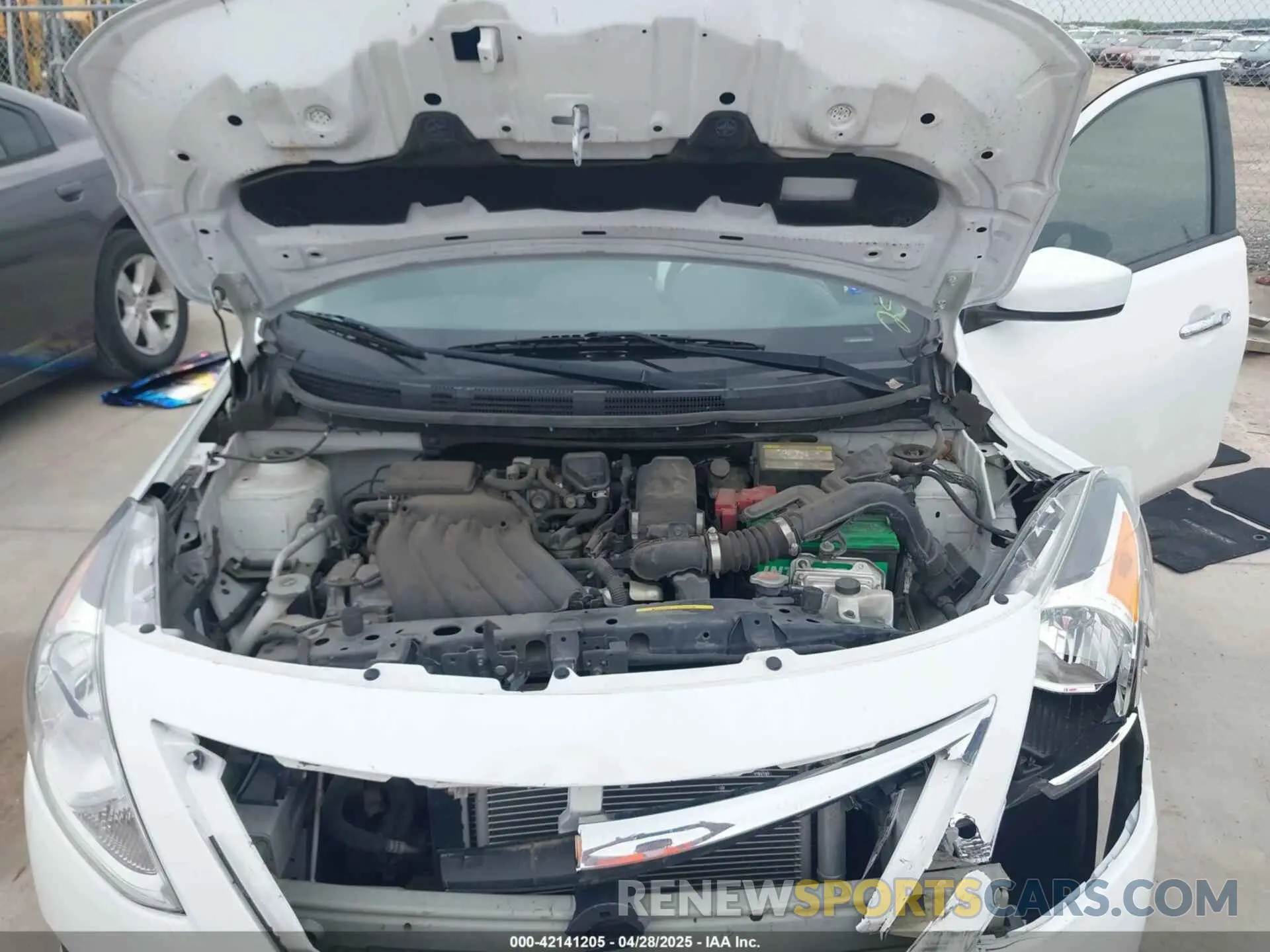 10 Photograph of a damaged car 3N1CN7AP1KL841983 NISSAN VERSA 2019