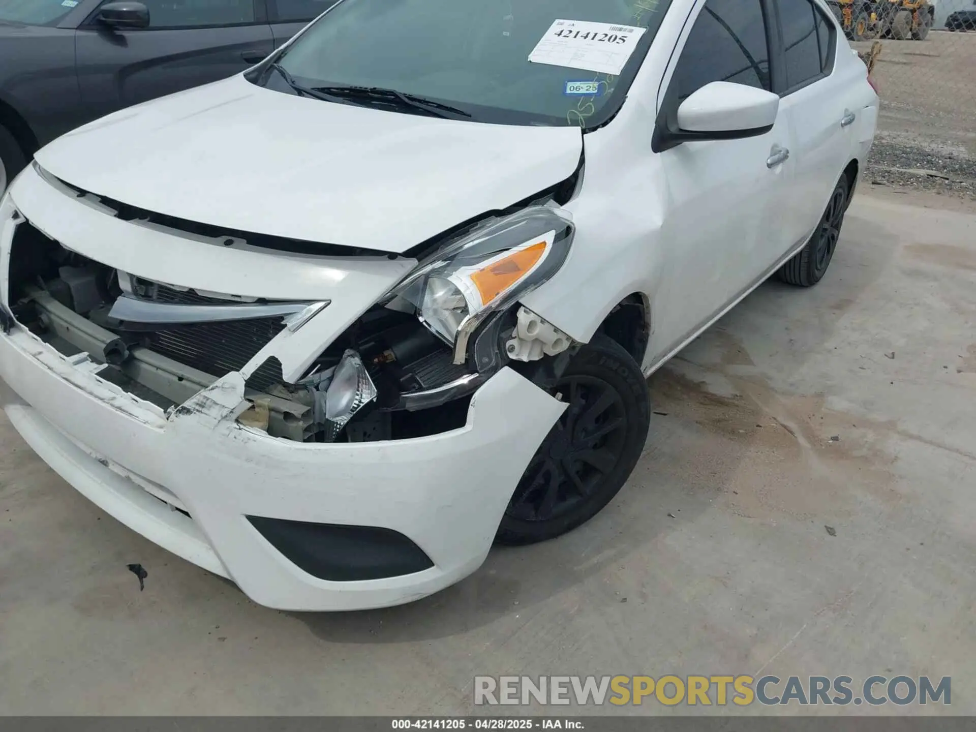 11 Photograph of a damaged car 3N1CN7AP1KL841983 NISSAN VERSA 2019