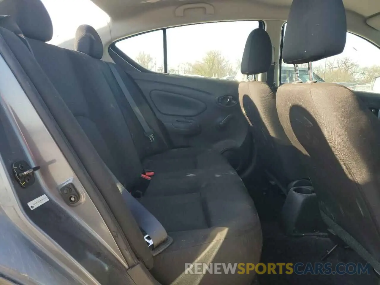 11 Photograph of a damaged car 3N1CN7AP1KL845676 NISSAN VERSA 2019