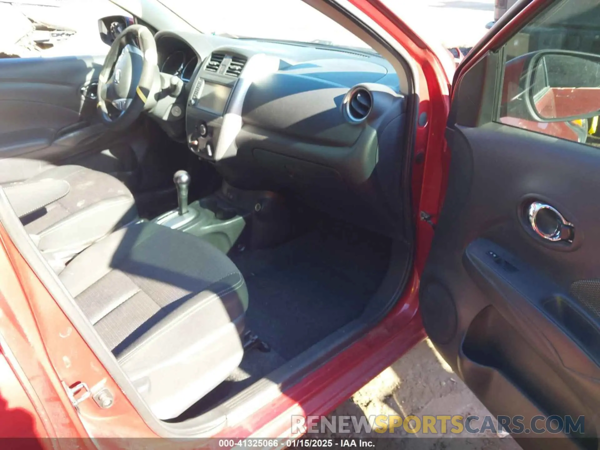 5 Photograph of a damaged car 3N1CN7AP1KL849551 NISSAN VERSA 2019