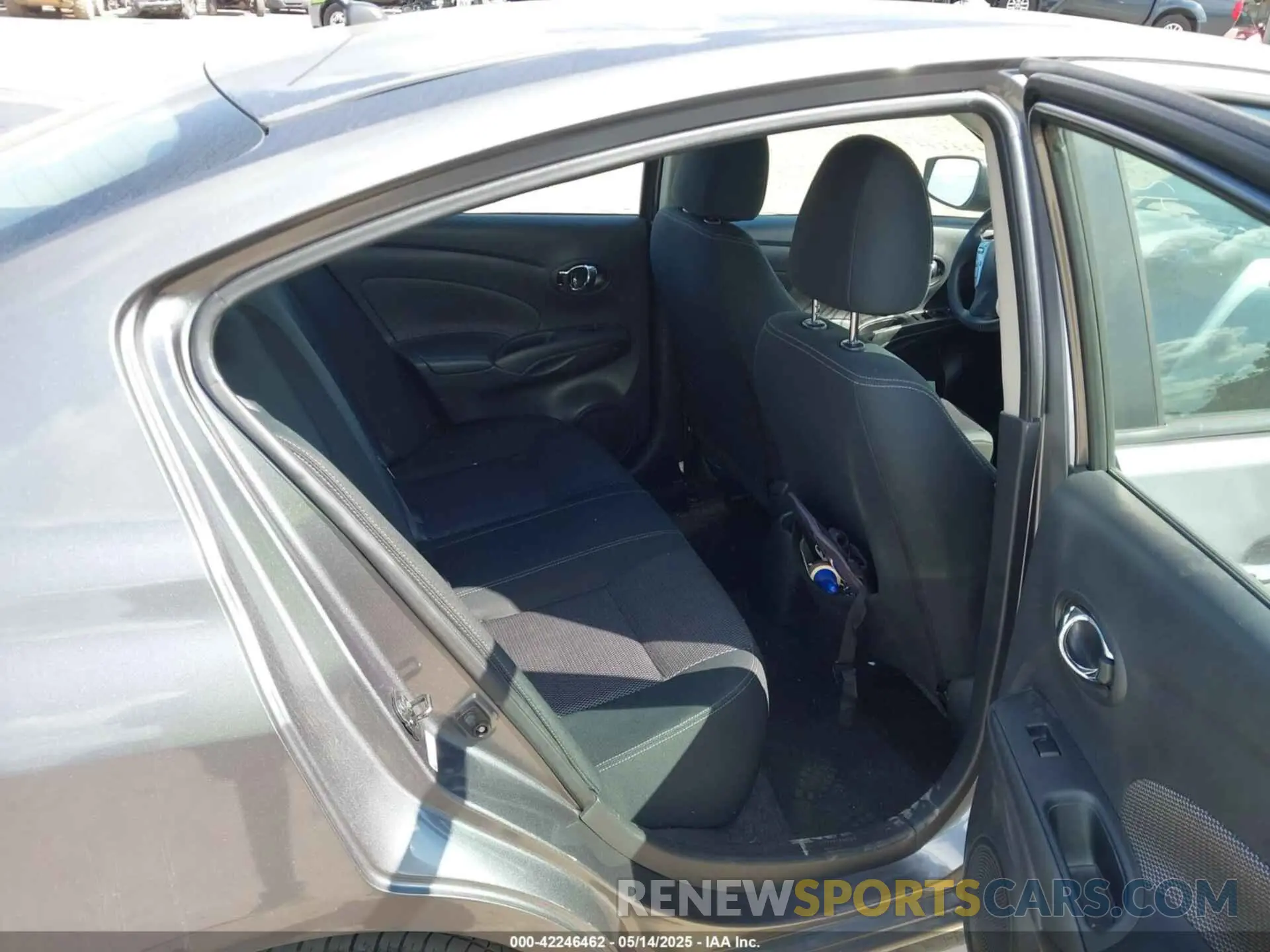 8 Photograph of a damaged car 3N1CN7AP1KL852367 NISSAN VERSA 2019