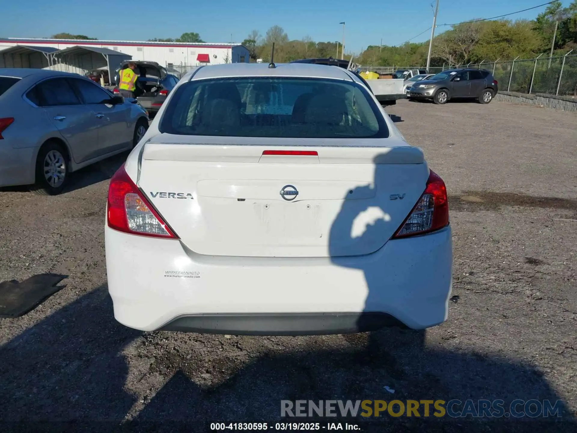 16 Photograph of a damaged car 3N1CN7AP1KL860534 NISSAN VERSA 2019