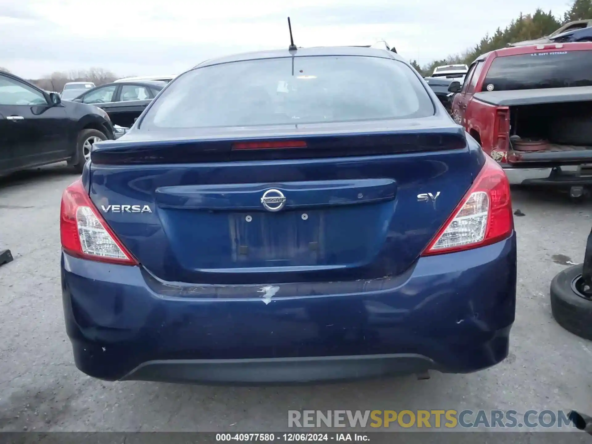 17 Photograph of a damaged car 3N1CN7AP1KL864308 NISSAN VERSA 2019