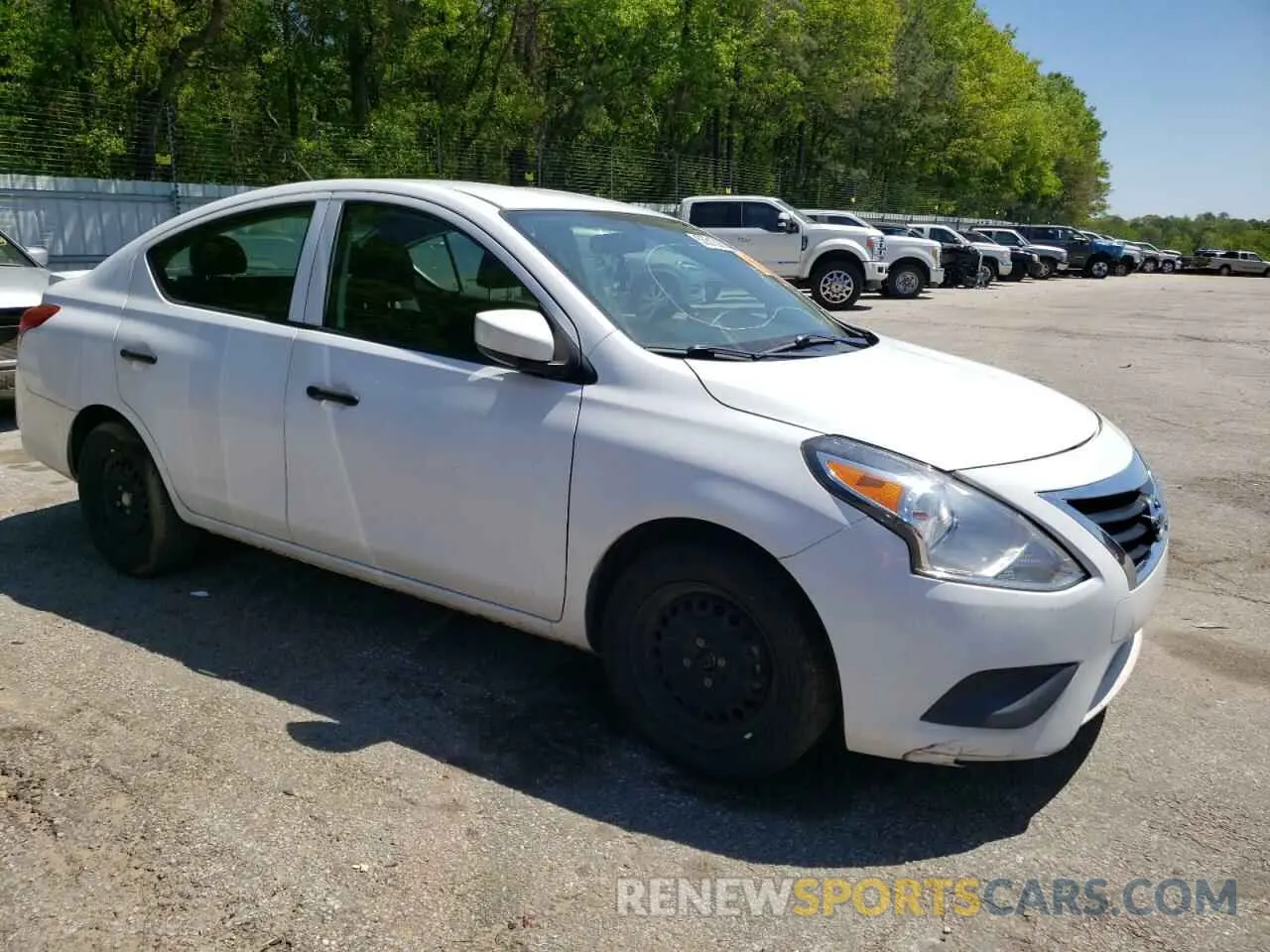 4 Photograph of a damaged car 3N1CN7AP1KL865622 NISSAN VERSA 2019