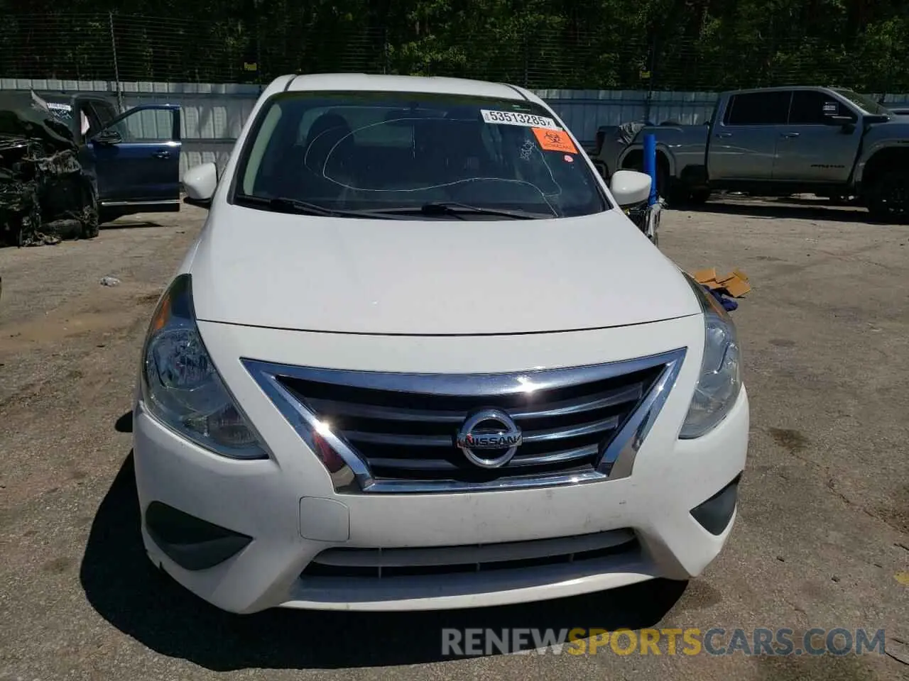 5 Photograph of a damaged car 3N1CN7AP1KL865622 NISSAN VERSA 2019