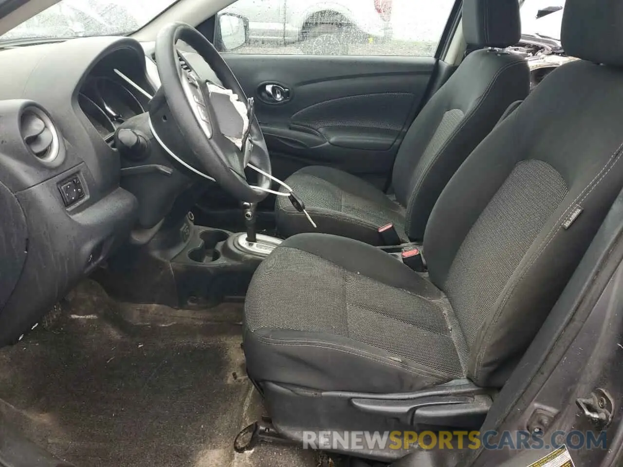 7 Photograph of a damaged car 3N1CN7AP1KL881450 NISSAN VERSA 2019