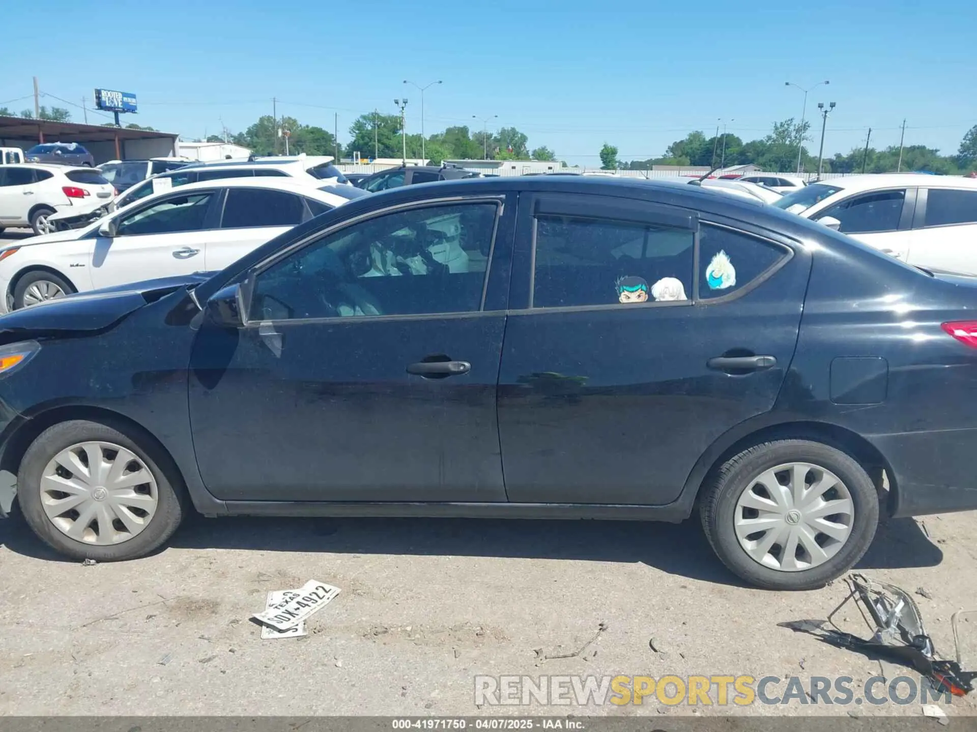 14 Photograph of a damaged car 3N1CN7AP2KL812055 NISSAN VERSA 2019