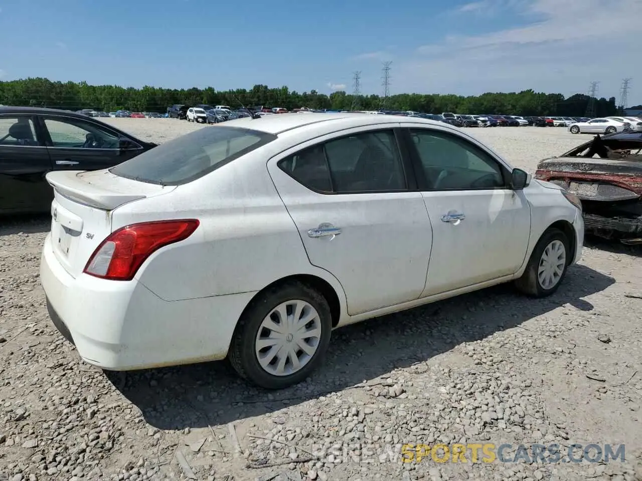 3 Photograph of a damaged car 3N1CN7AP2KL813822 NISSAN VERSA 2019