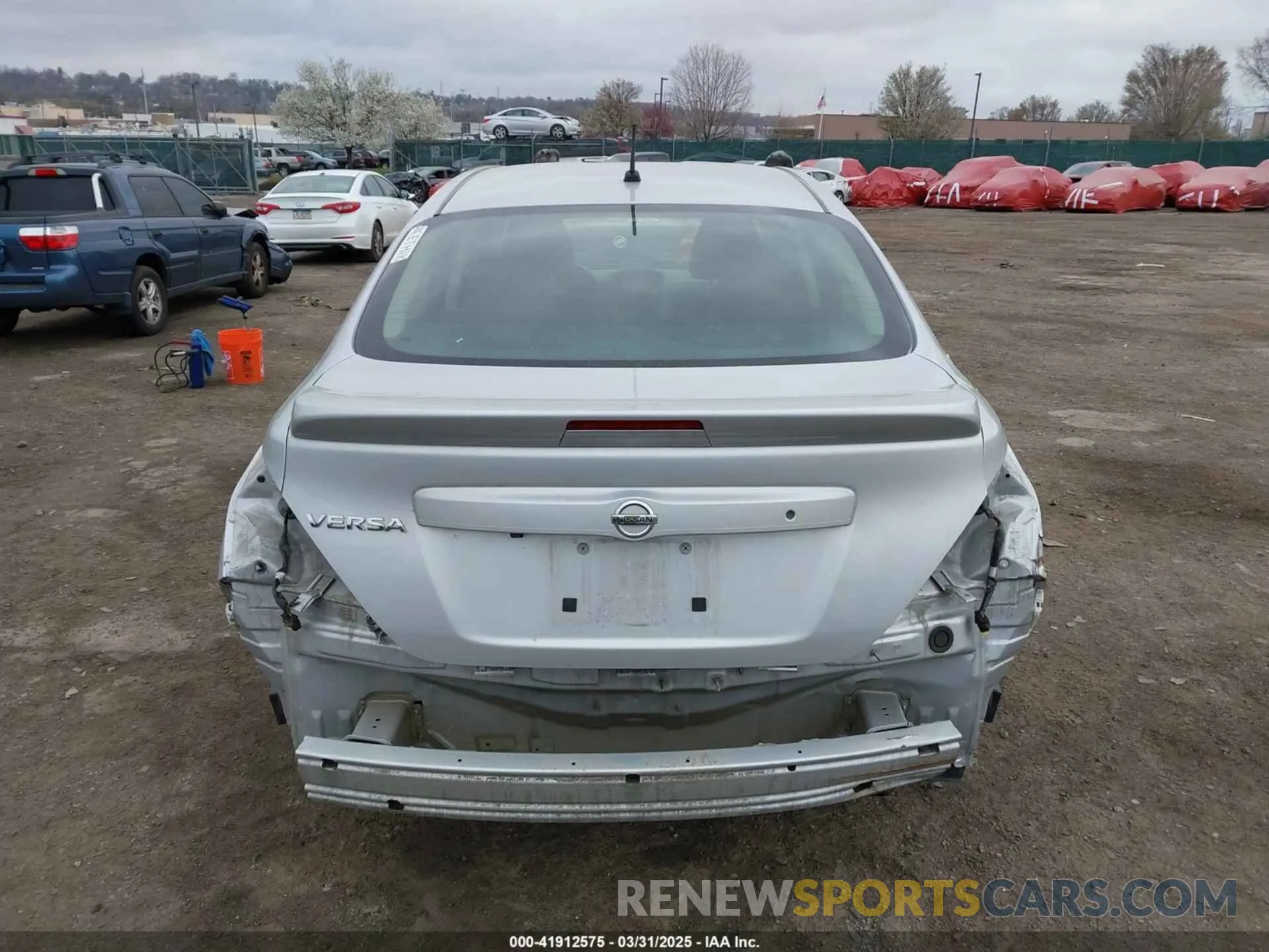 17 Photograph of a damaged car 3N1CN7AP2KL821435 NISSAN VERSA 2019