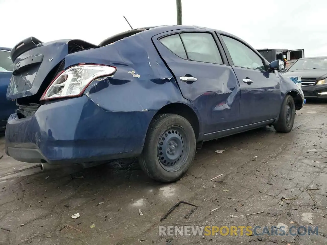 3 Photograph of a damaged car 3N1CN7AP2KL821502 NISSAN VERSA 2019