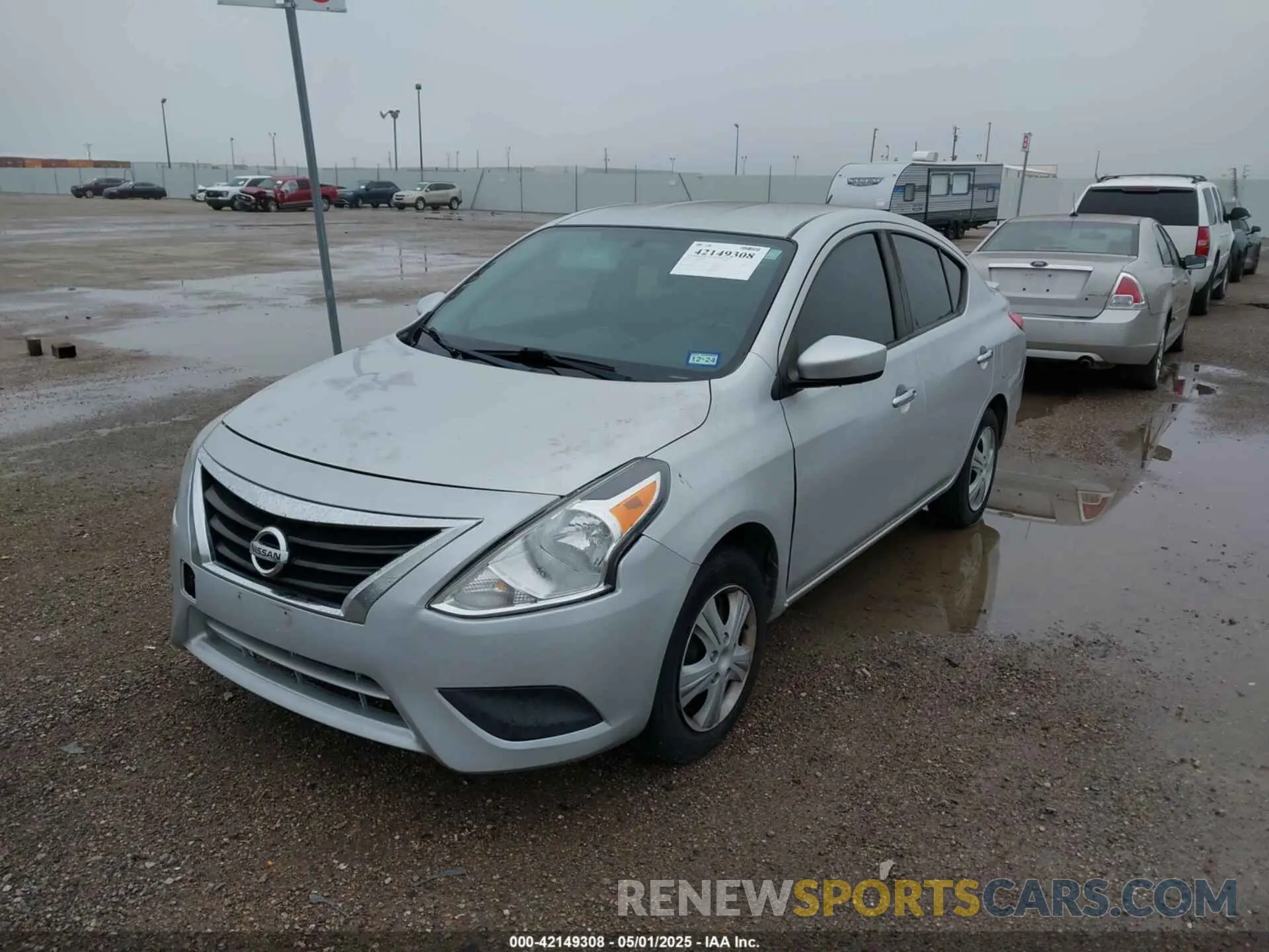 2 Photograph of a damaged car 3N1CN7AP2KL822715 NISSAN VERSA 2019