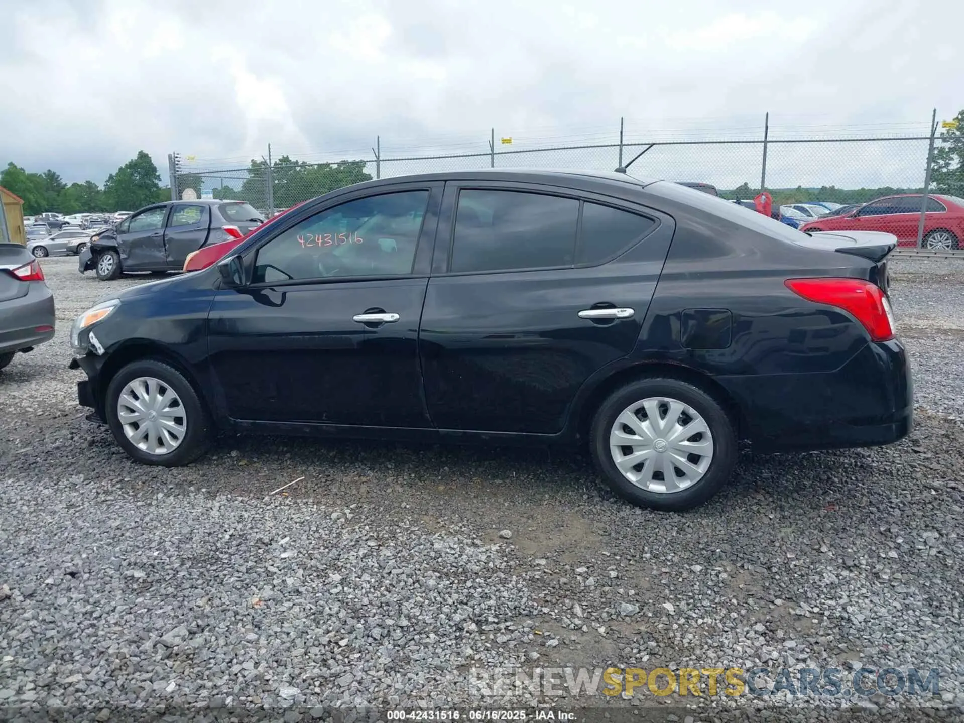 15 Photograph of a damaged car 3N1CN7AP2KL850255 NISSAN VERSA 2019