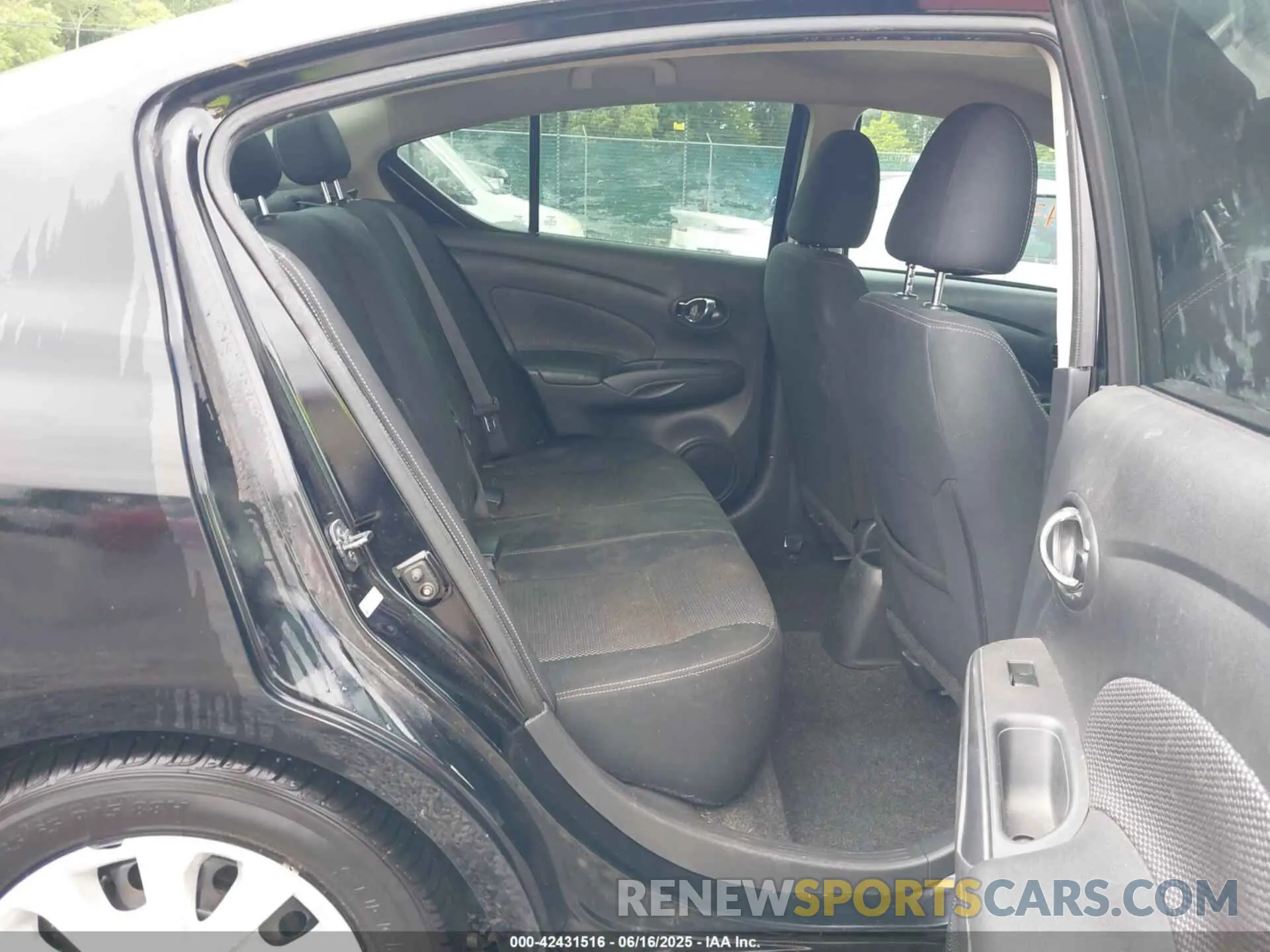 8 Photograph of a damaged car 3N1CN7AP2KL850255 NISSAN VERSA 2019