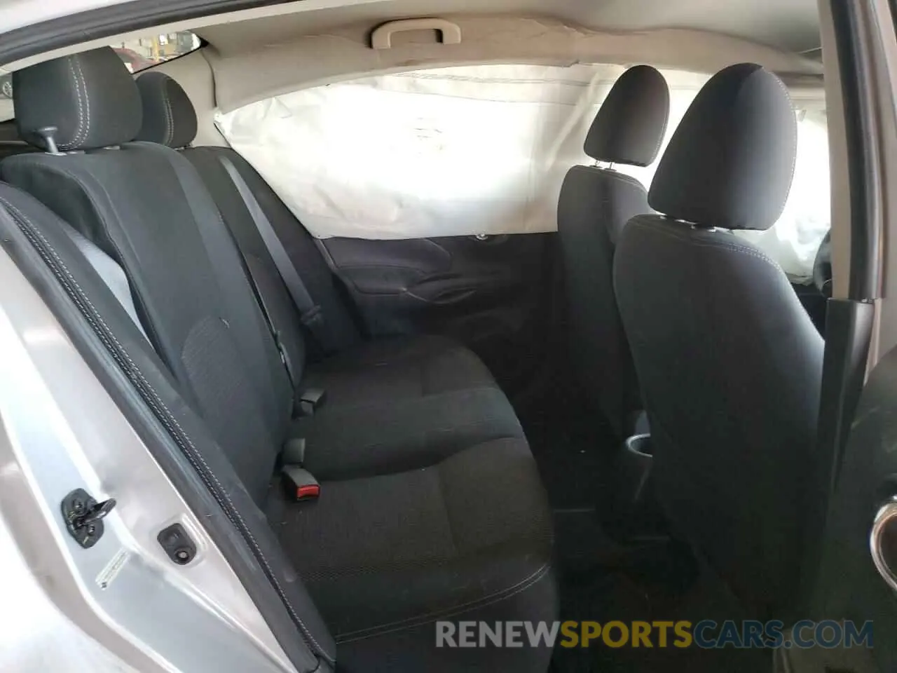 10 Photograph of a damaged car 3N1CN7AP2KL861045 NISSAN VERSA 2019