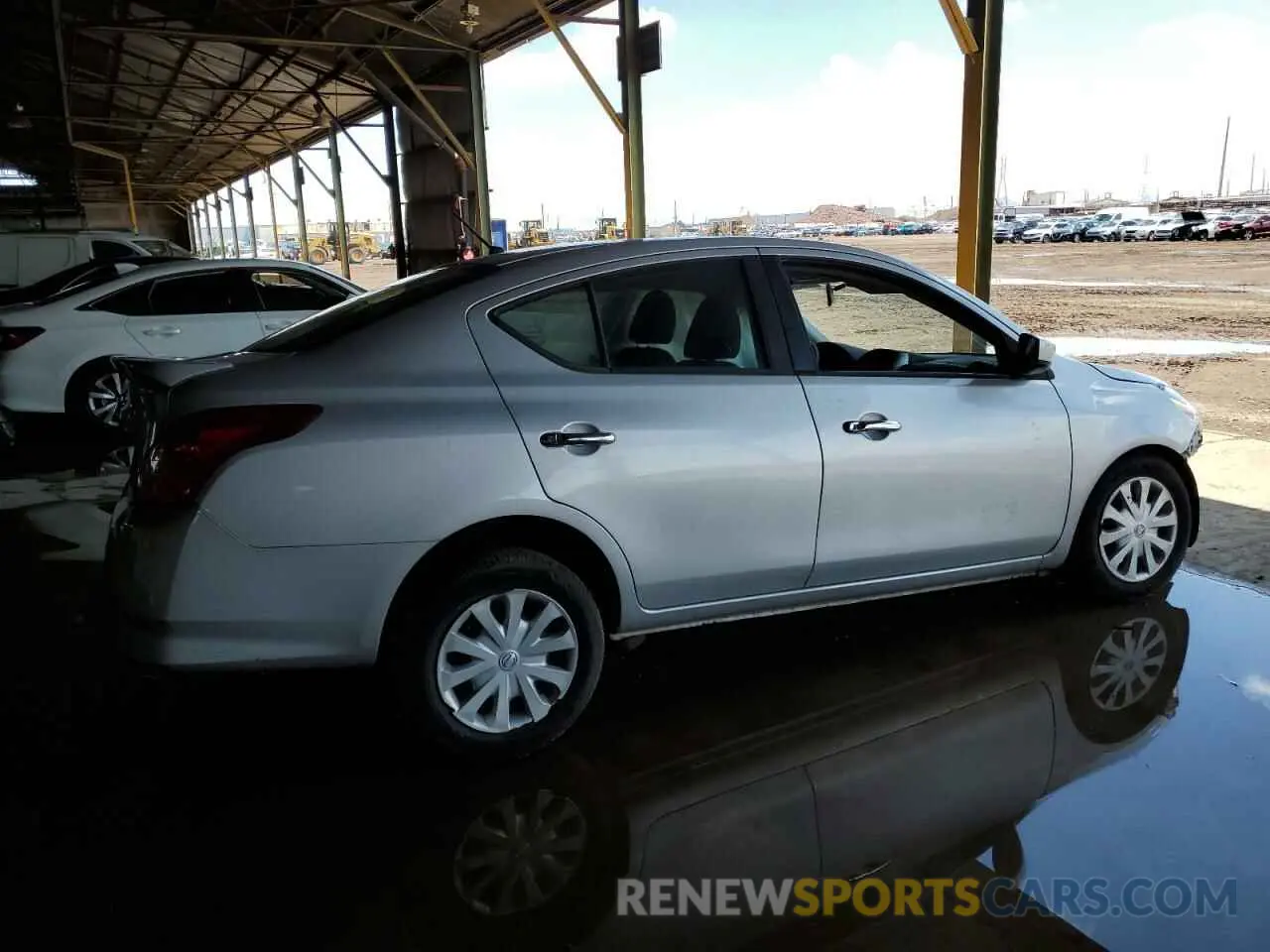 3 Photograph of a damaged car 3N1CN7AP2KL861045 NISSAN VERSA 2019
