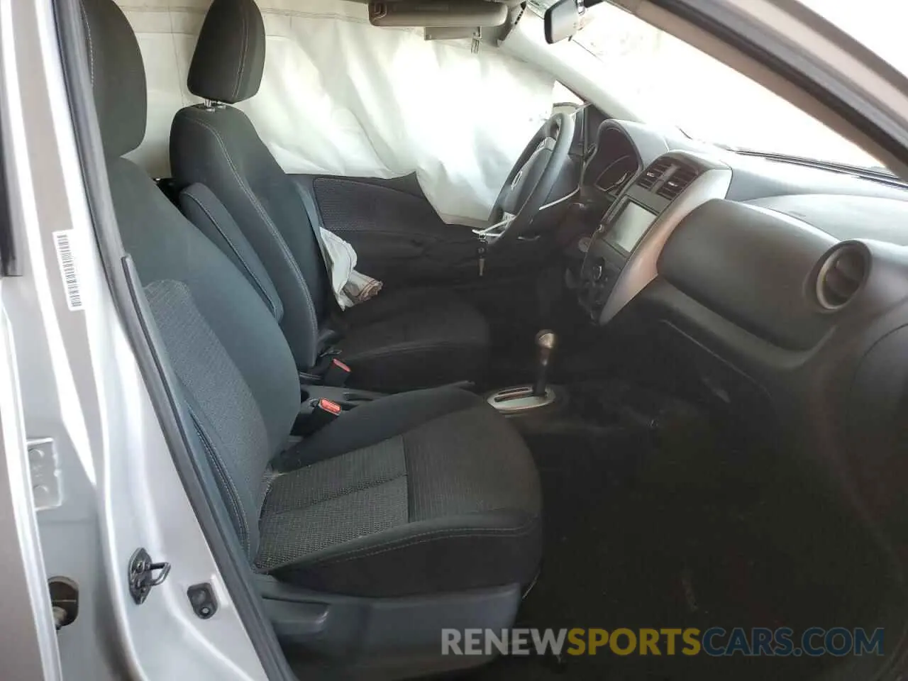 7 Photograph of a damaged car 3N1CN7AP2KL861045 NISSAN VERSA 2019