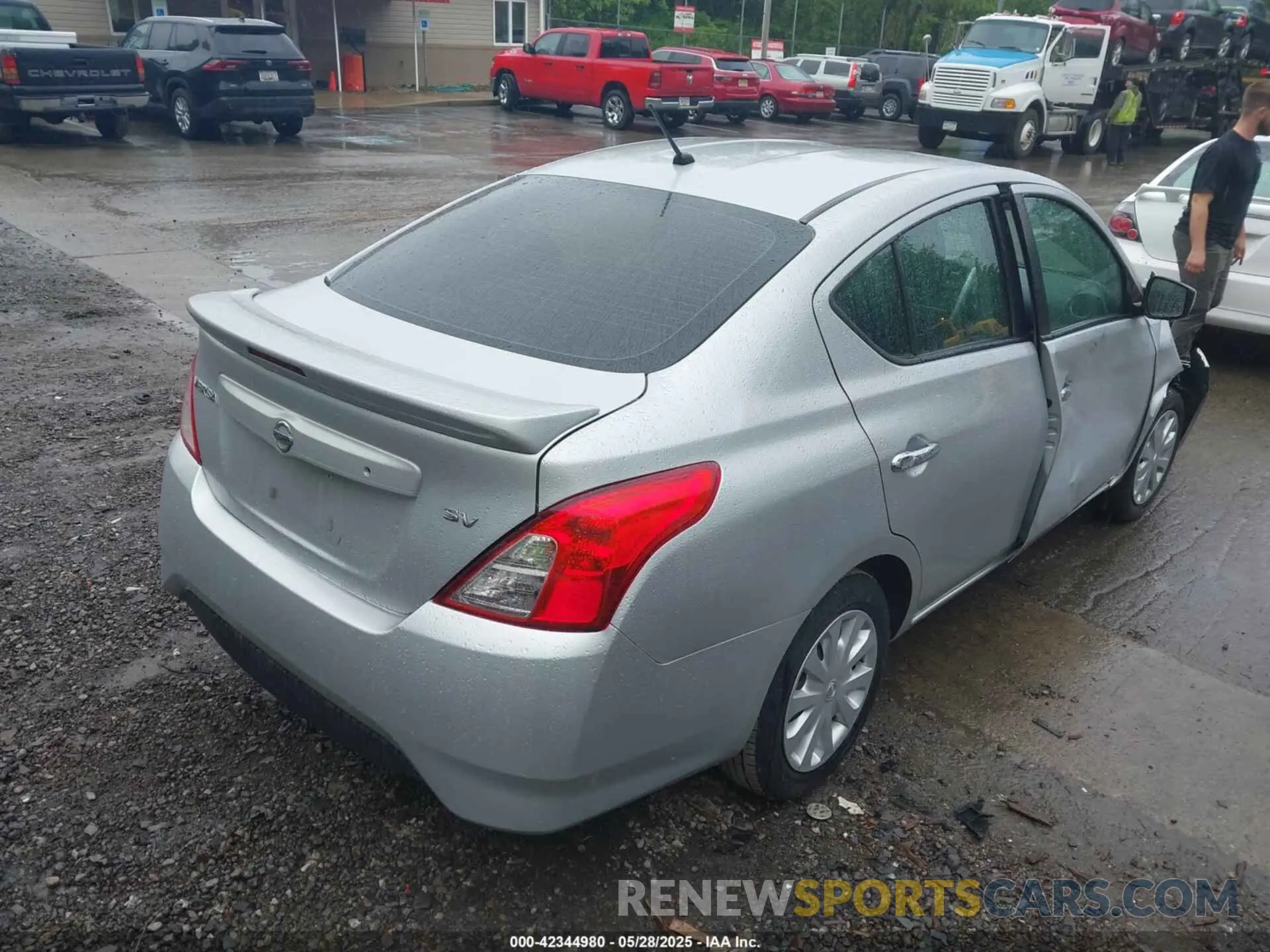 4 Photograph of a damaged car 3N1CN7AP2KL868707 NISSAN VERSA 2019