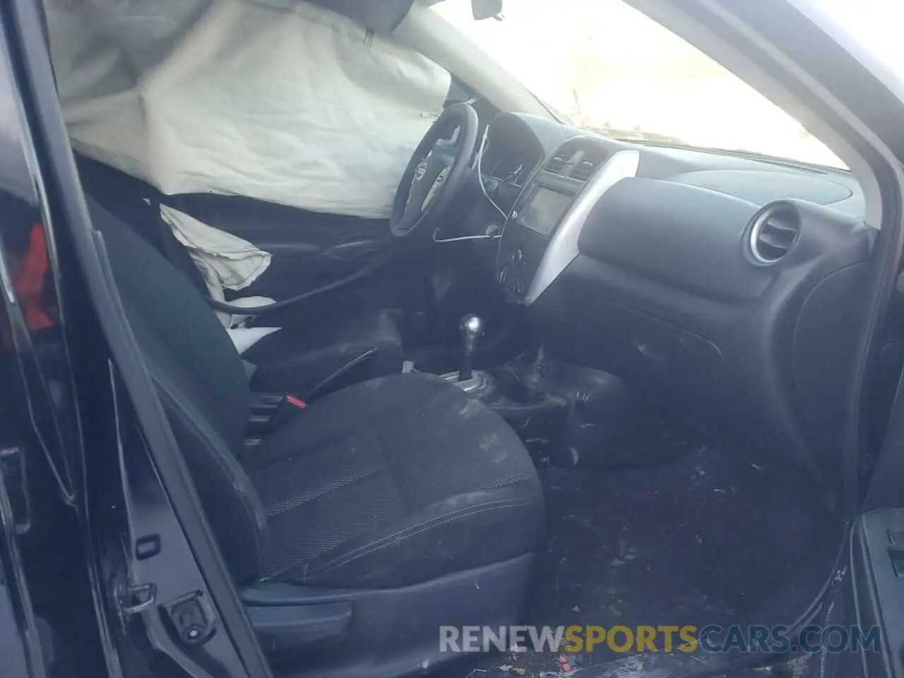 7 Photograph of a damaged car 3N1CN7AP2KL871249 NISSAN VERSA 2019