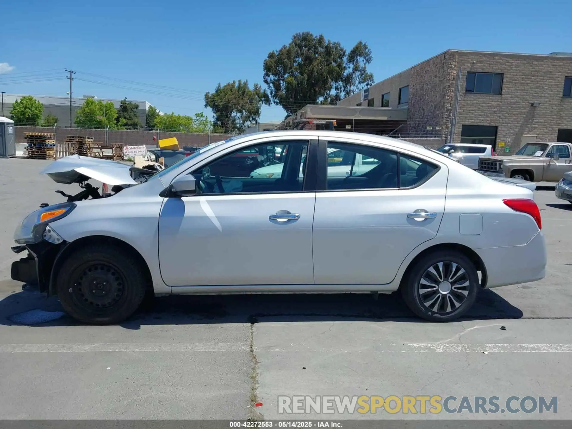 15 Photograph of a damaged car 3N1CN7AP2KL873700 NISSAN VERSA 2019