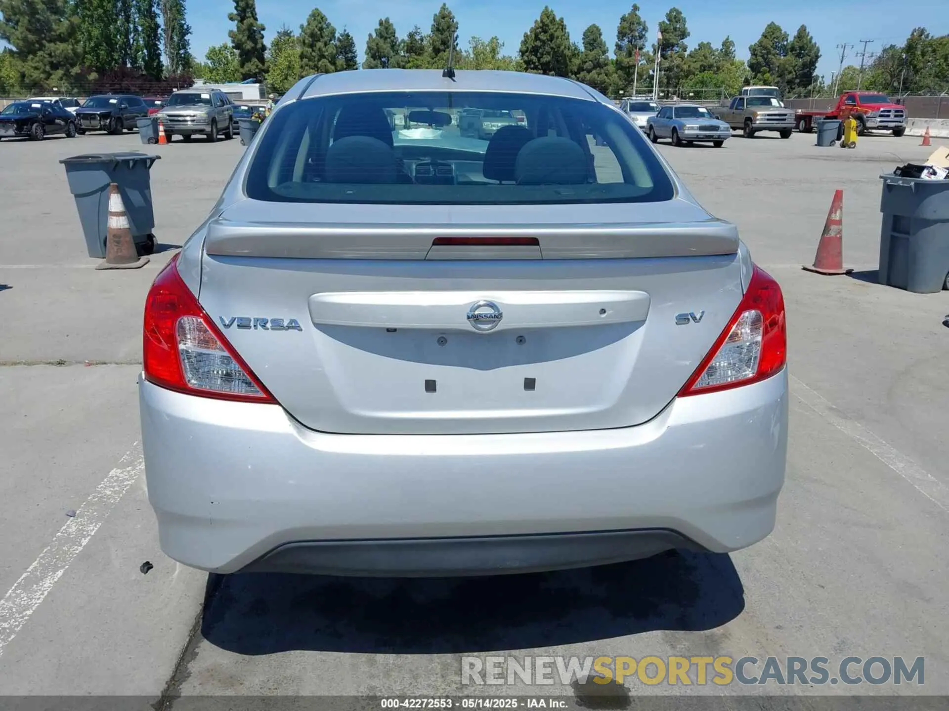 17 Photograph of a damaged car 3N1CN7AP2KL873700 NISSAN VERSA 2019