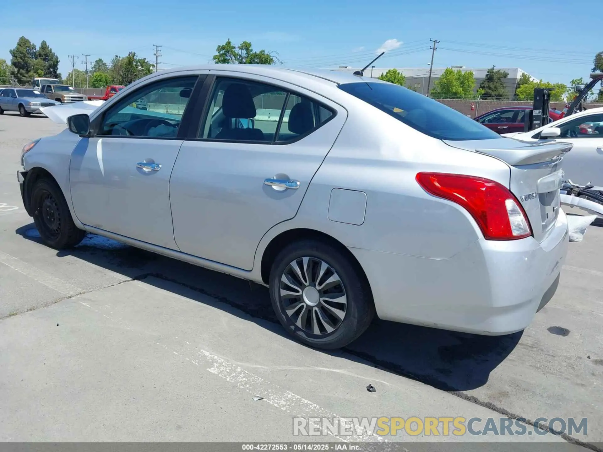 3 Photograph of a damaged car 3N1CN7AP2KL873700 NISSAN VERSA 2019