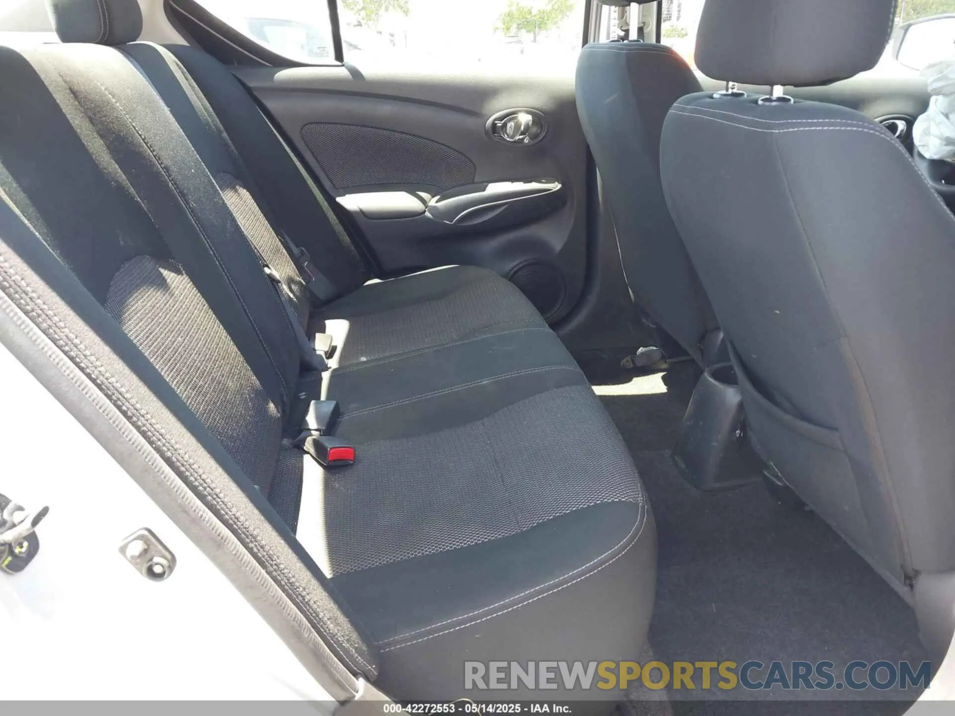 8 Photograph of a damaged car 3N1CN7AP2KL873700 NISSAN VERSA 2019