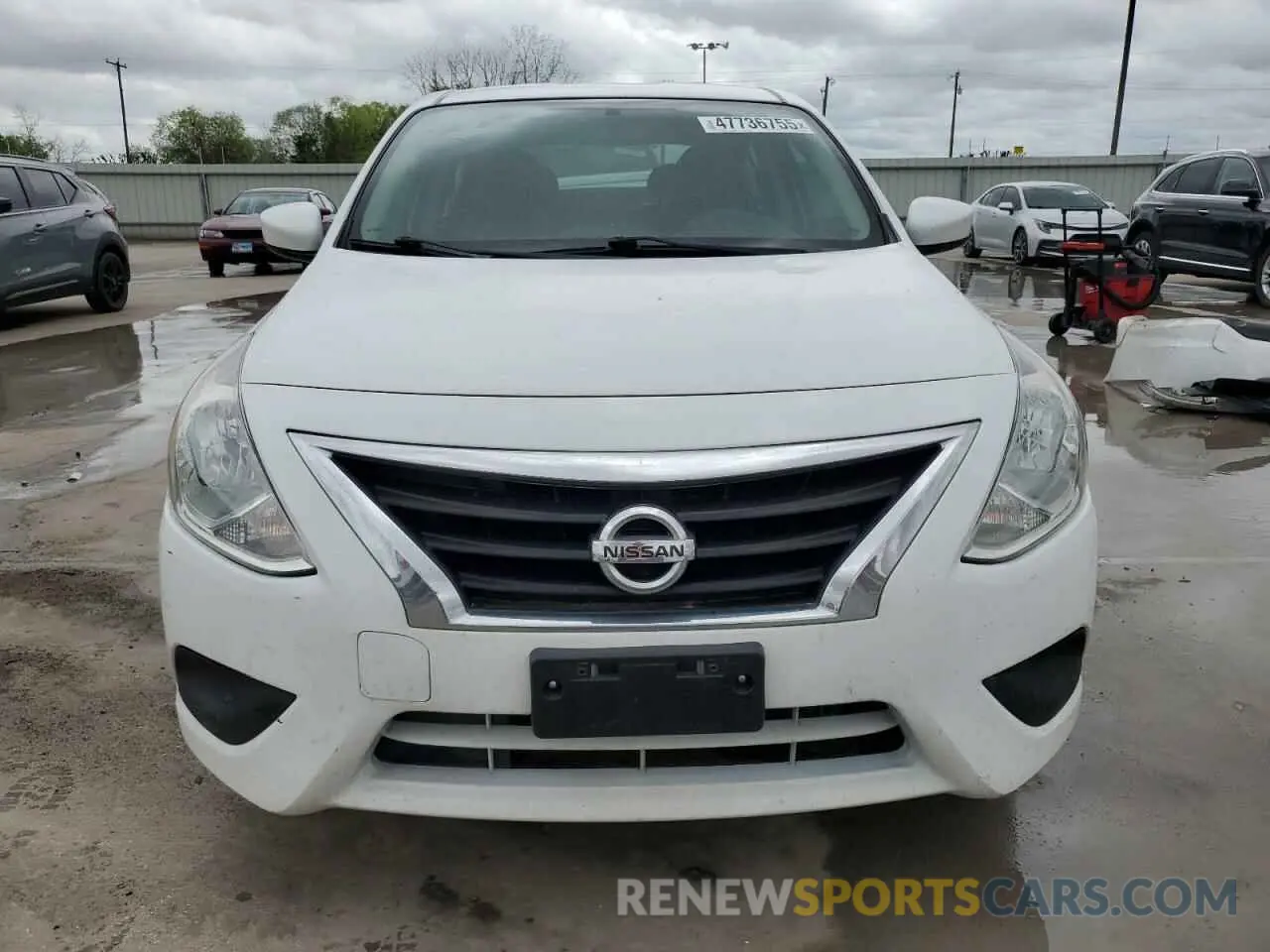 5 Photograph of a damaged car 3N1CN7AP3KL812260 NISSAN VERSA 2019