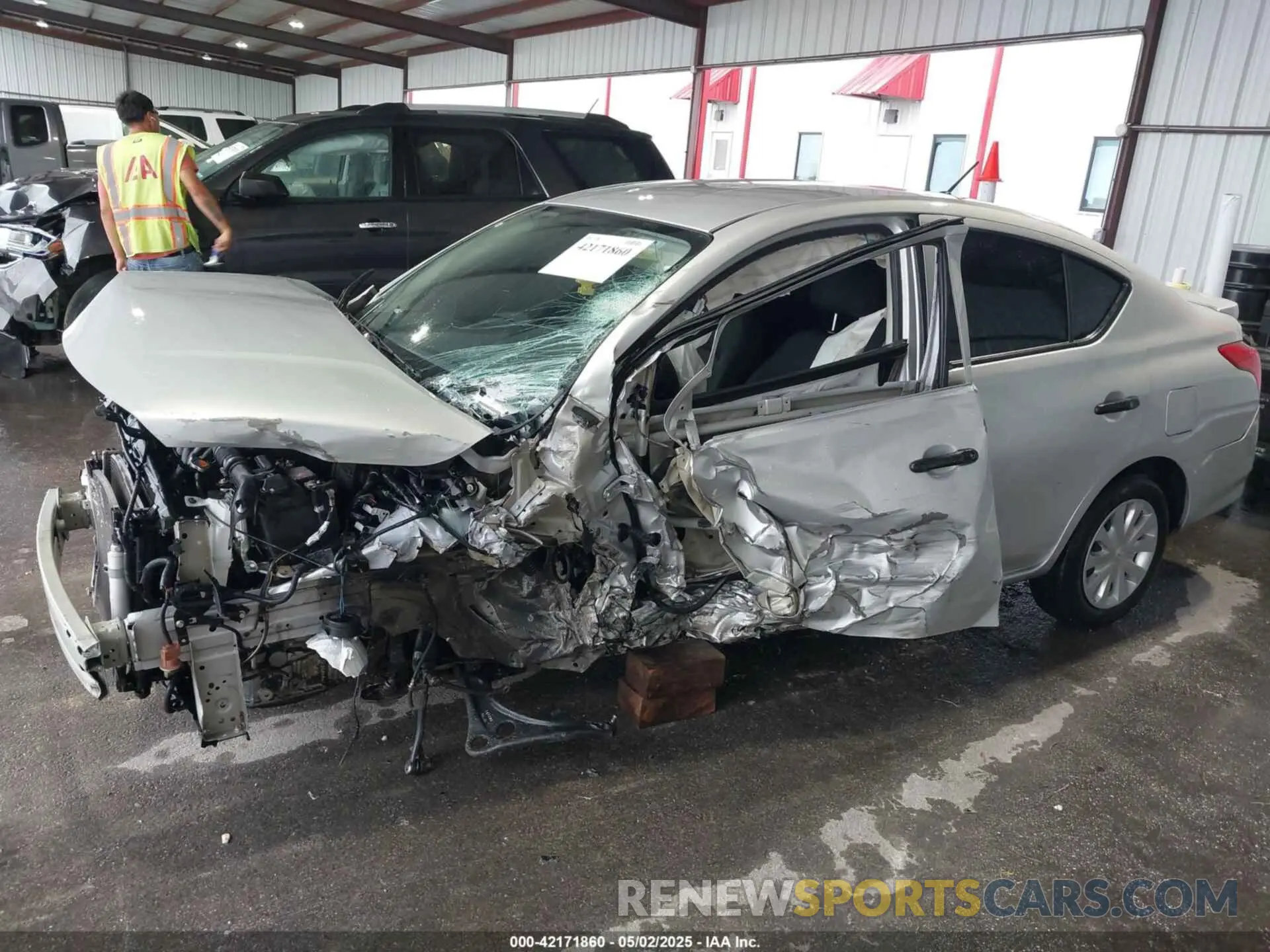 12 Photograph of a damaged car 3N1CN7AP3KL812324 NISSAN VERSA 2019