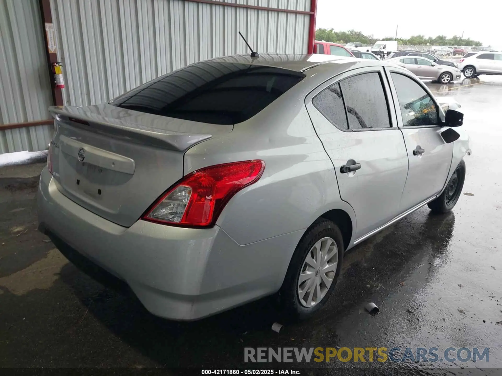 4 Photograph of a damaged car 3N1CN7AP3KL812324 NISSAN VERSA 2019