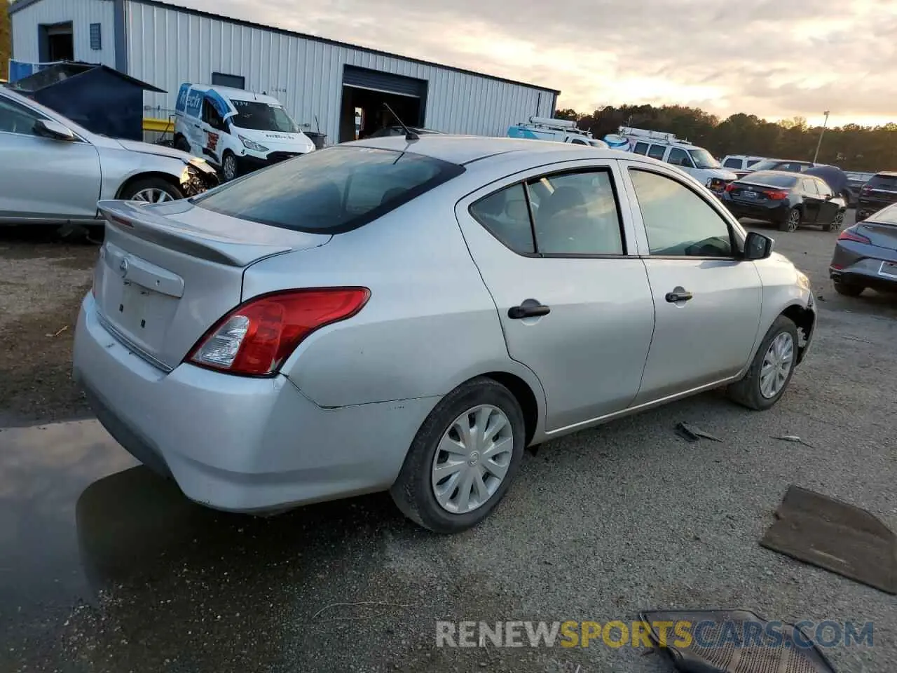 3 Photograph of a damaged car 3N1CN7AP3KL822206 NISSAN VERSA 2019
